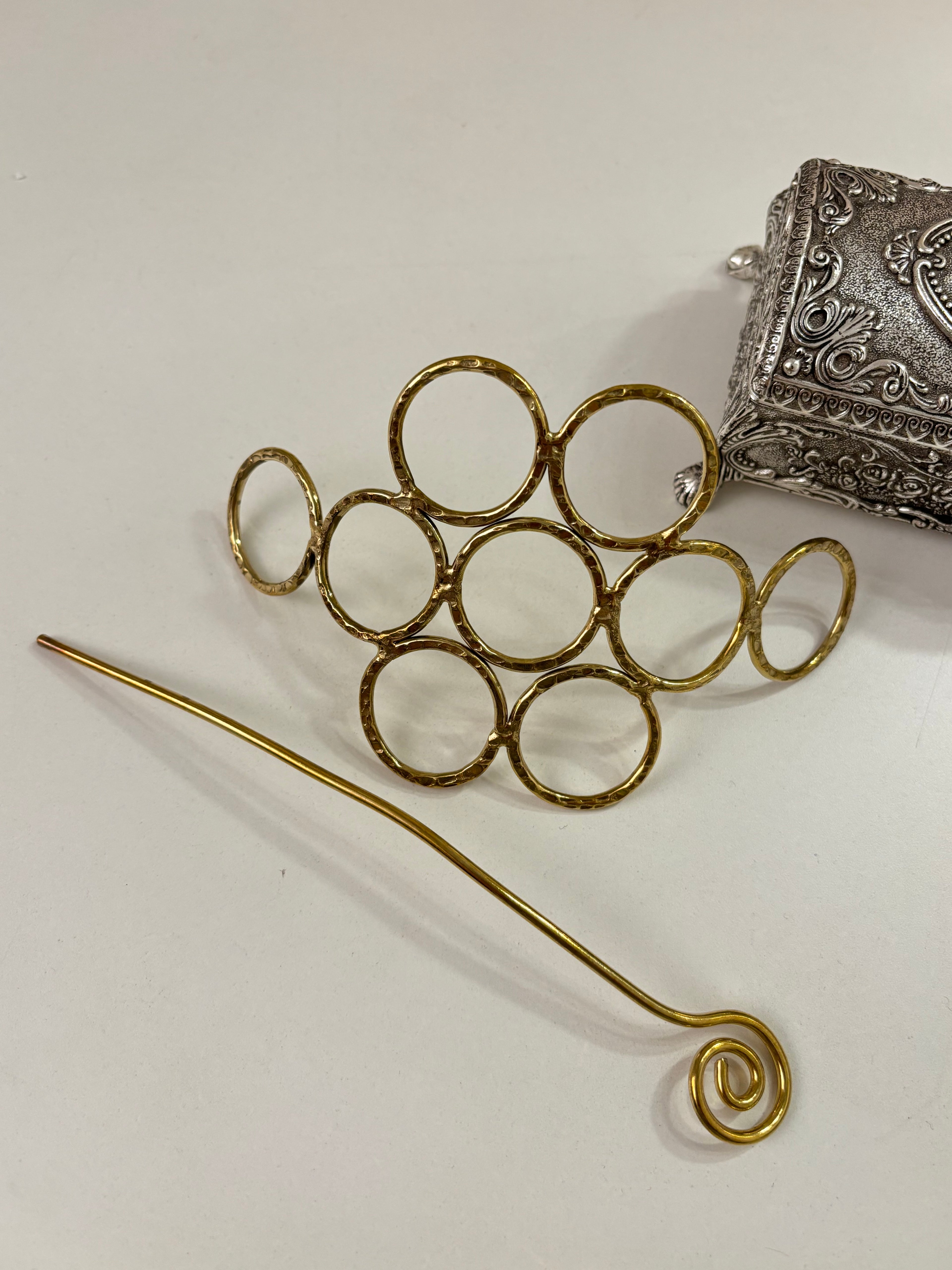 Round Rings Oxidised Hair Bun With Stick