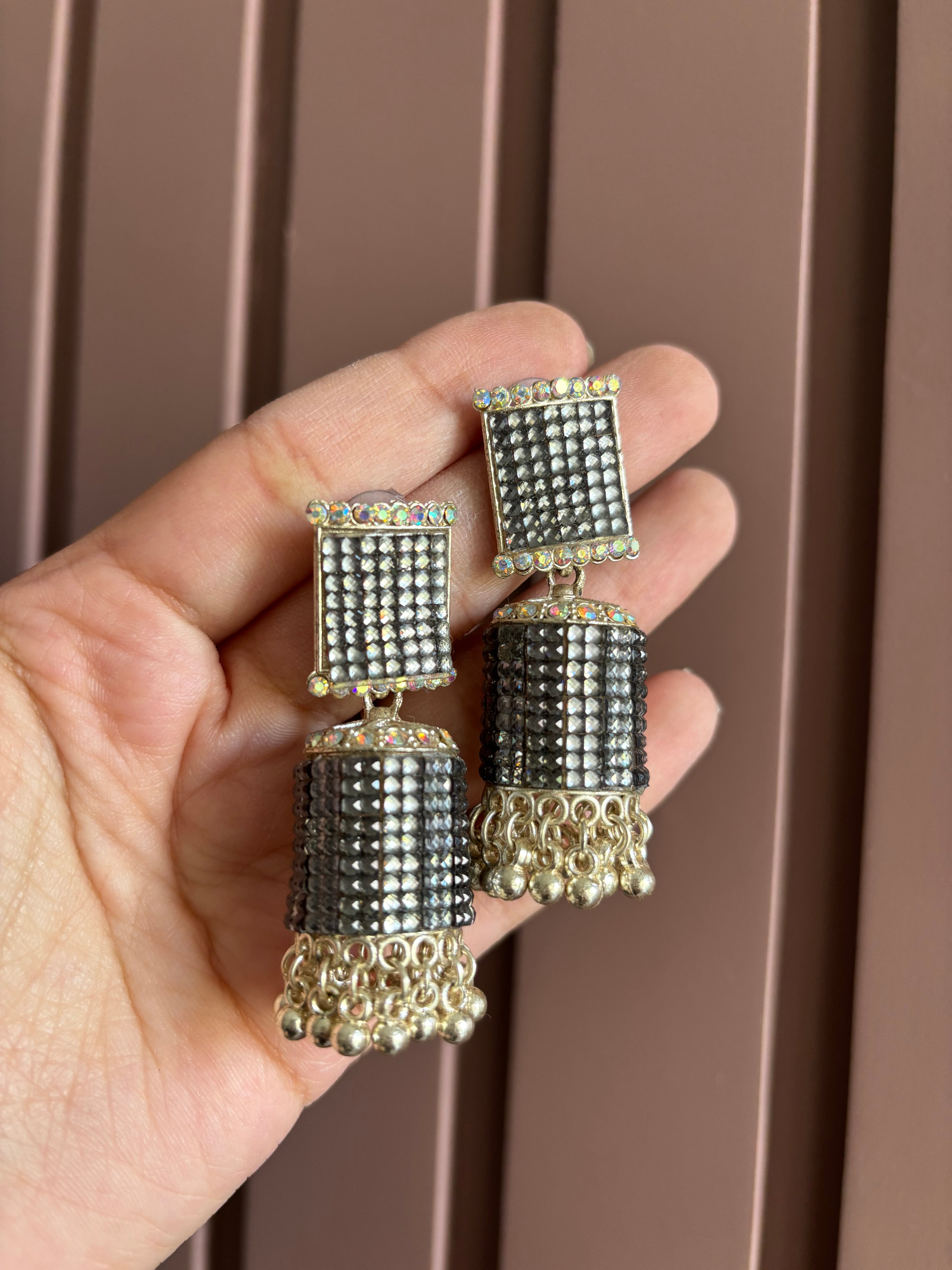 Black Jhumki