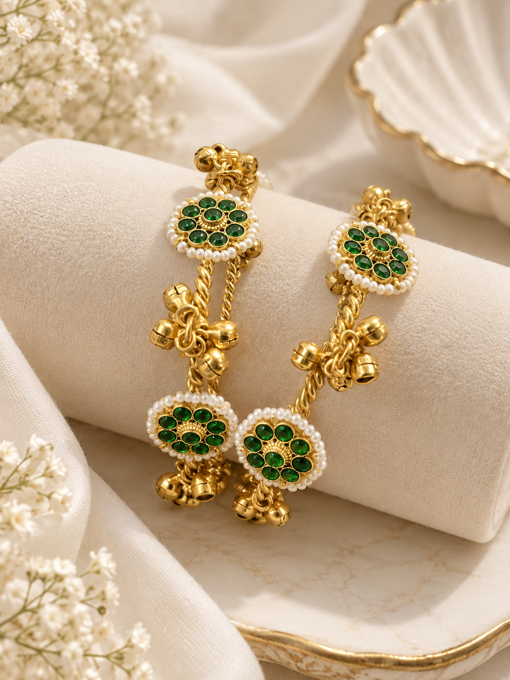 3 Flower Brass Kashmiri Ghungroo Adjustable Bangles (Emerald)