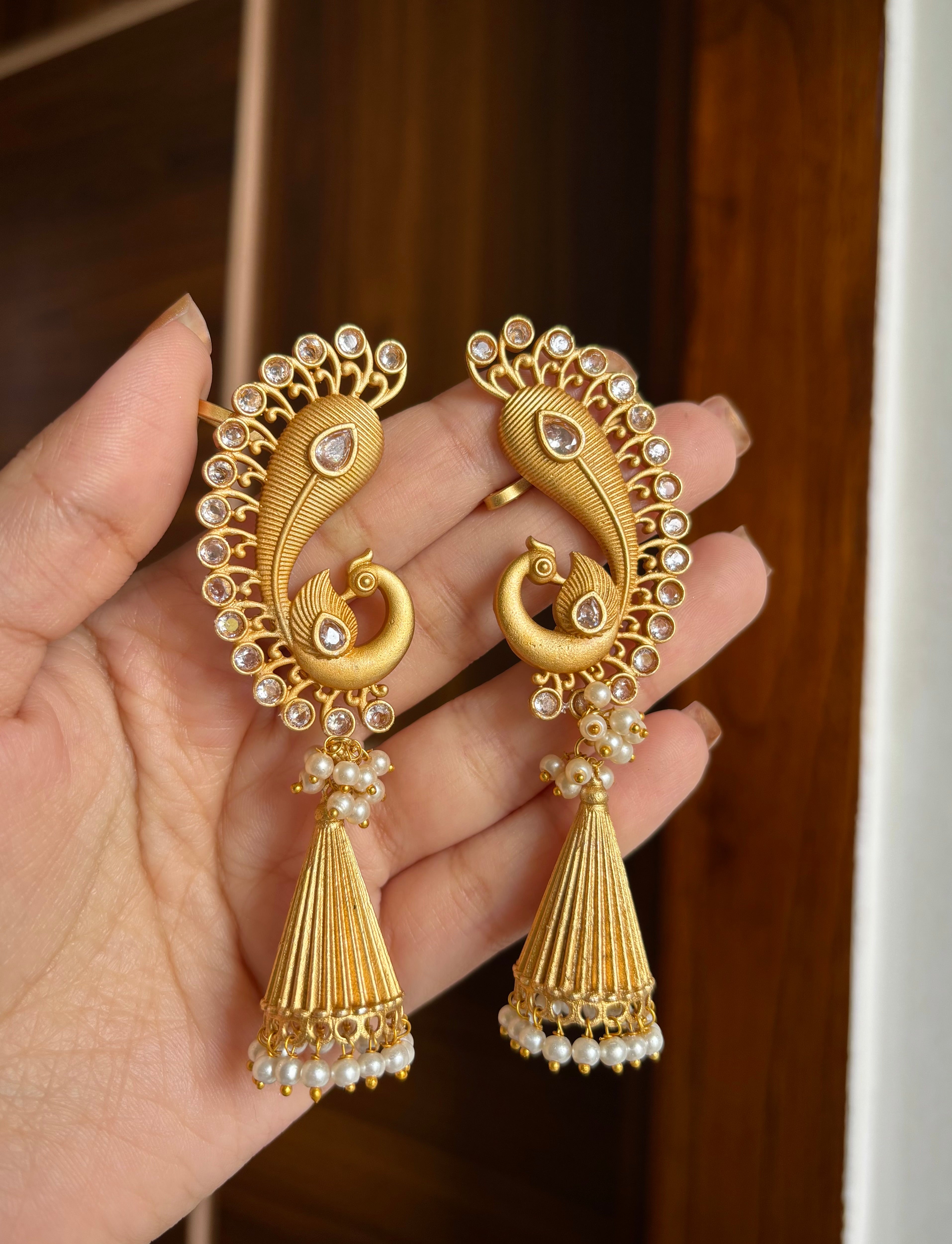 Meena Premium Quality Earcuff