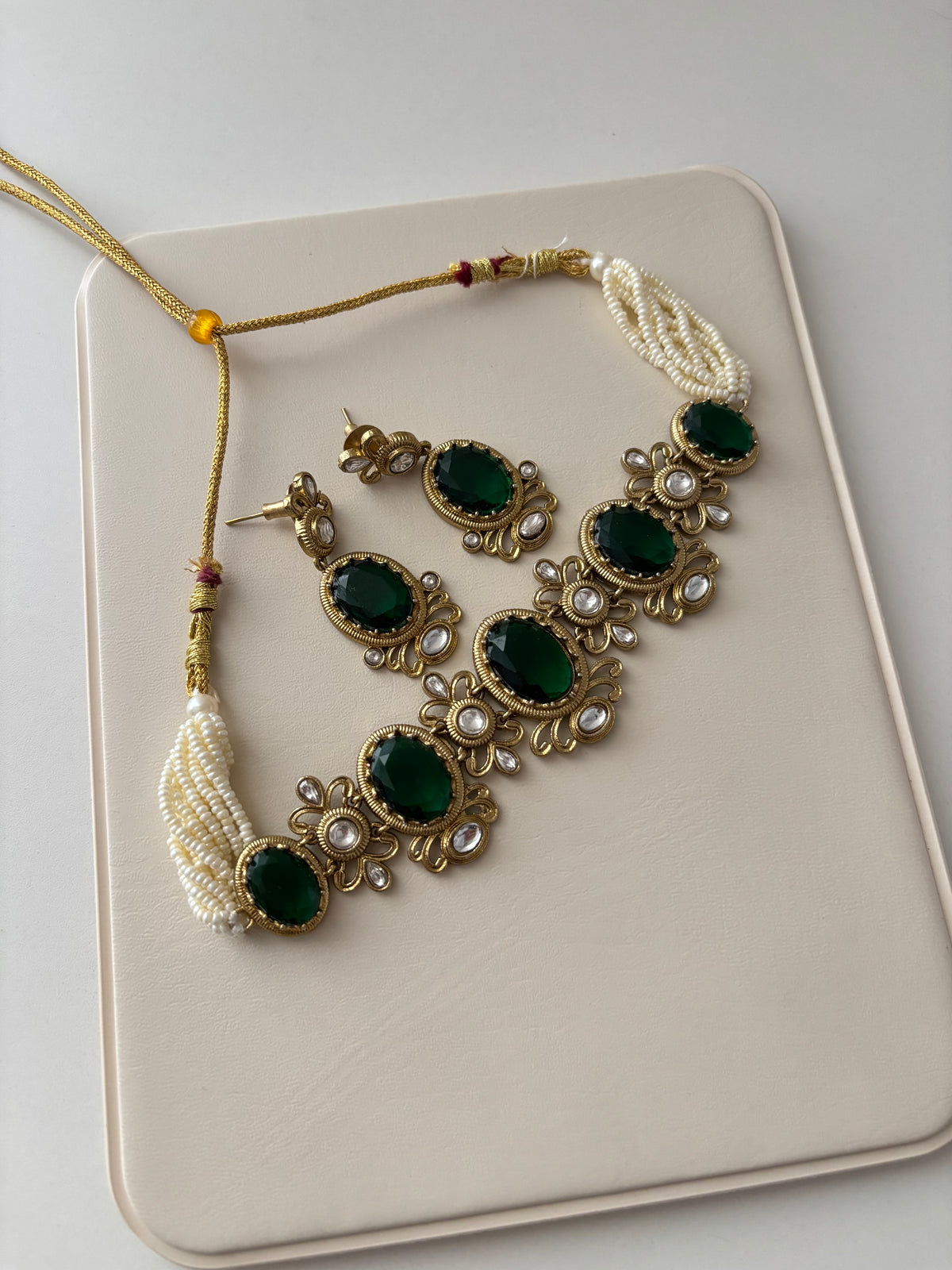 Sabyasachi Dupe Choker Set With Earrings (Green)