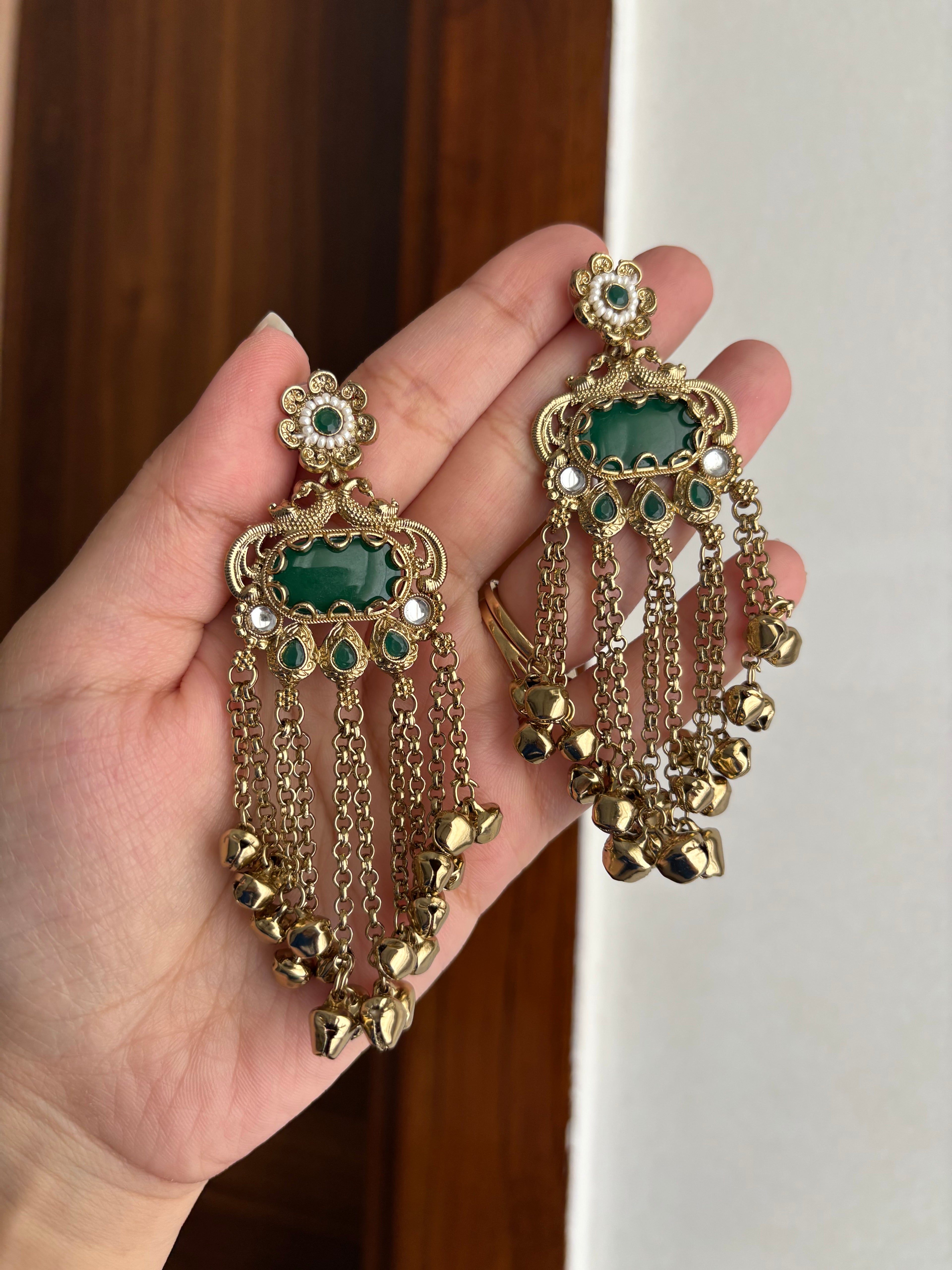 Noohrani Ghungroo Earrings (Green)