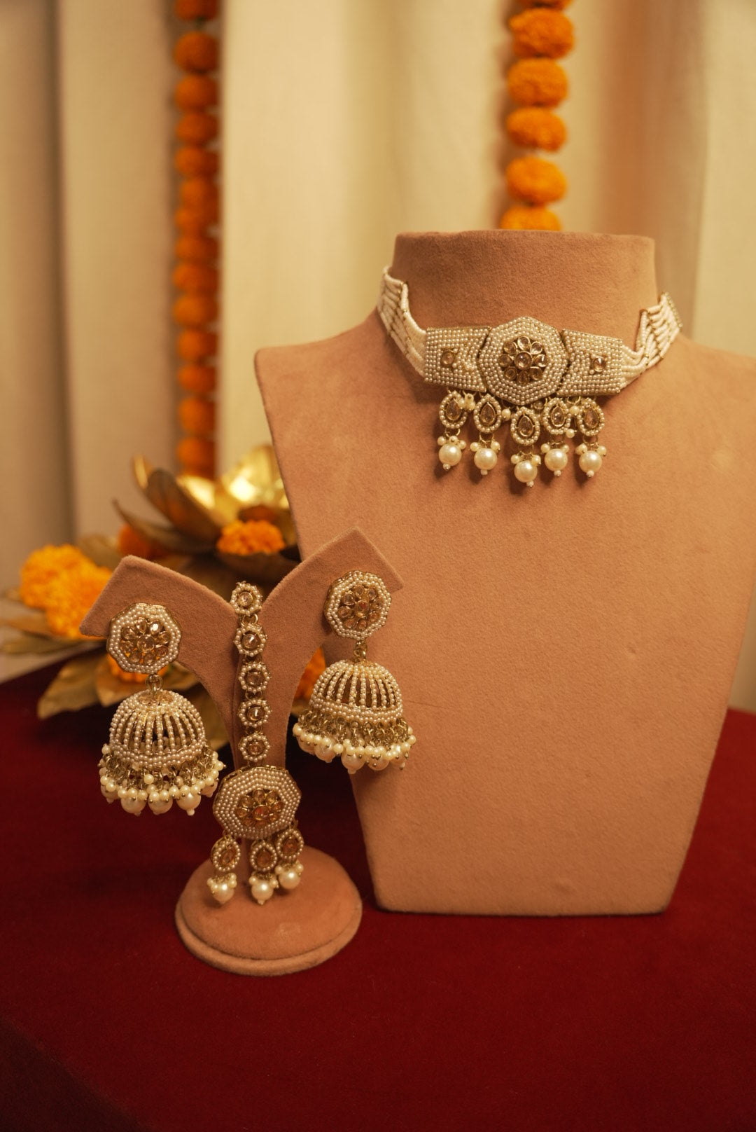 High Quality Designer Choker Set With Mang Tikka & Jhumkas