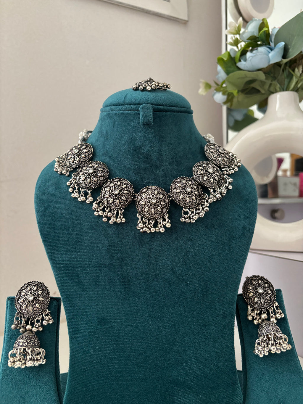 Round Flower Silver Necklace With Mang Tikka & Jhumkas
