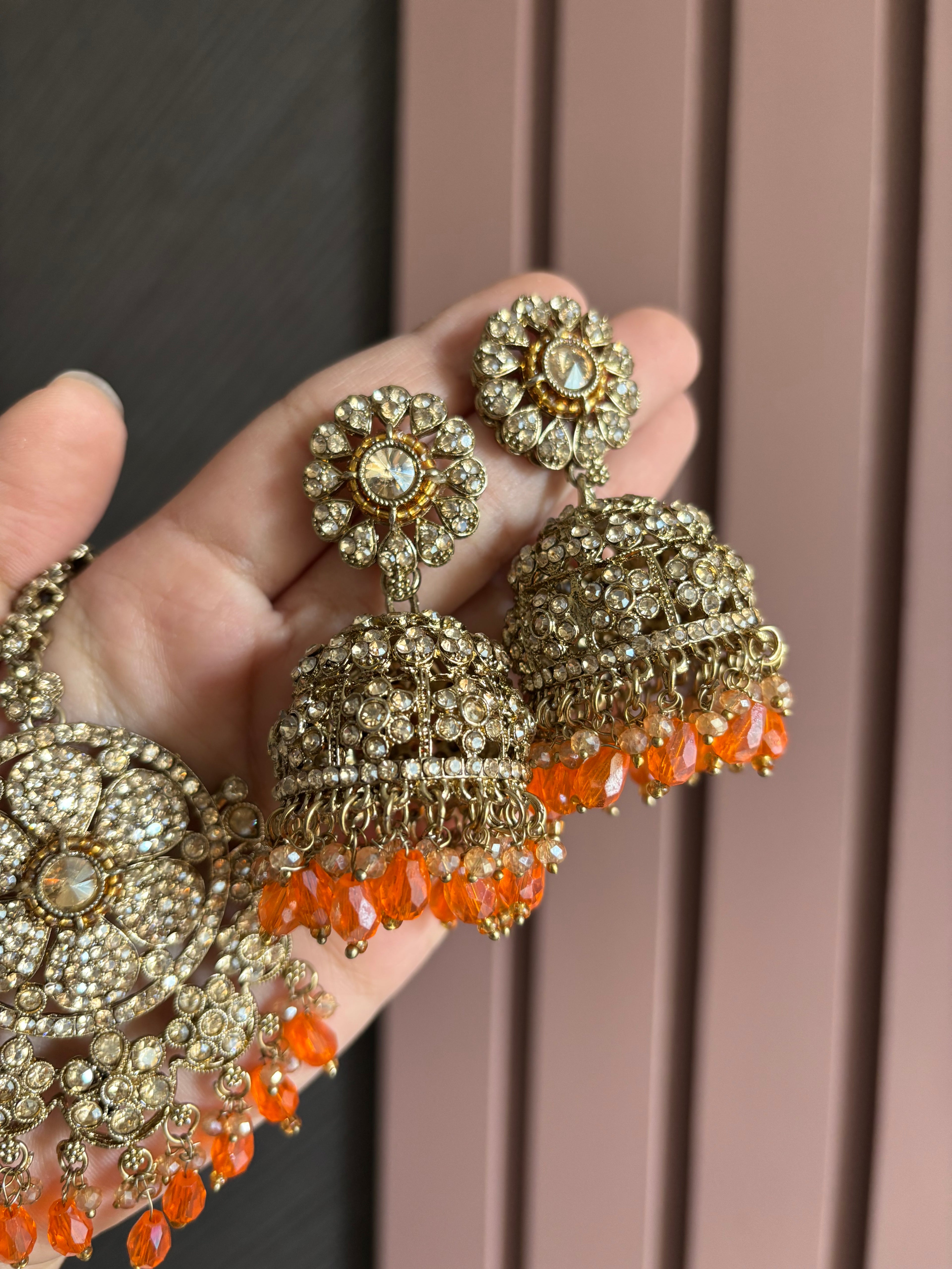 High Quality Designer Flower Mang Tikka & Jhumki ( Orange )
