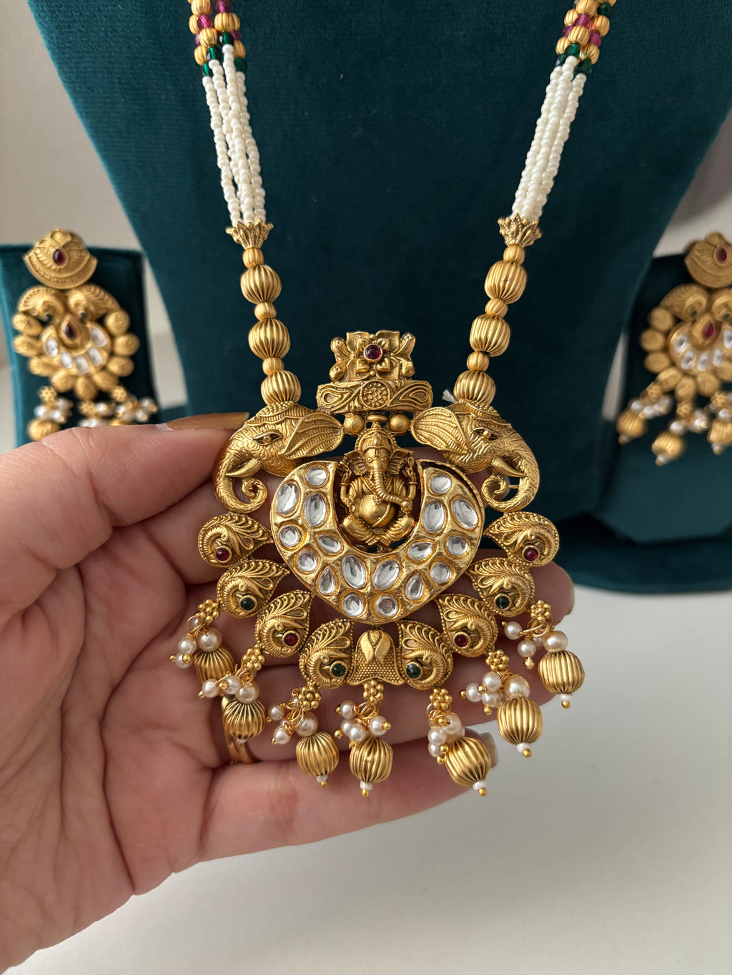 Heritage Long Ganesha Haar With Earrings (Ruby & Emerald)