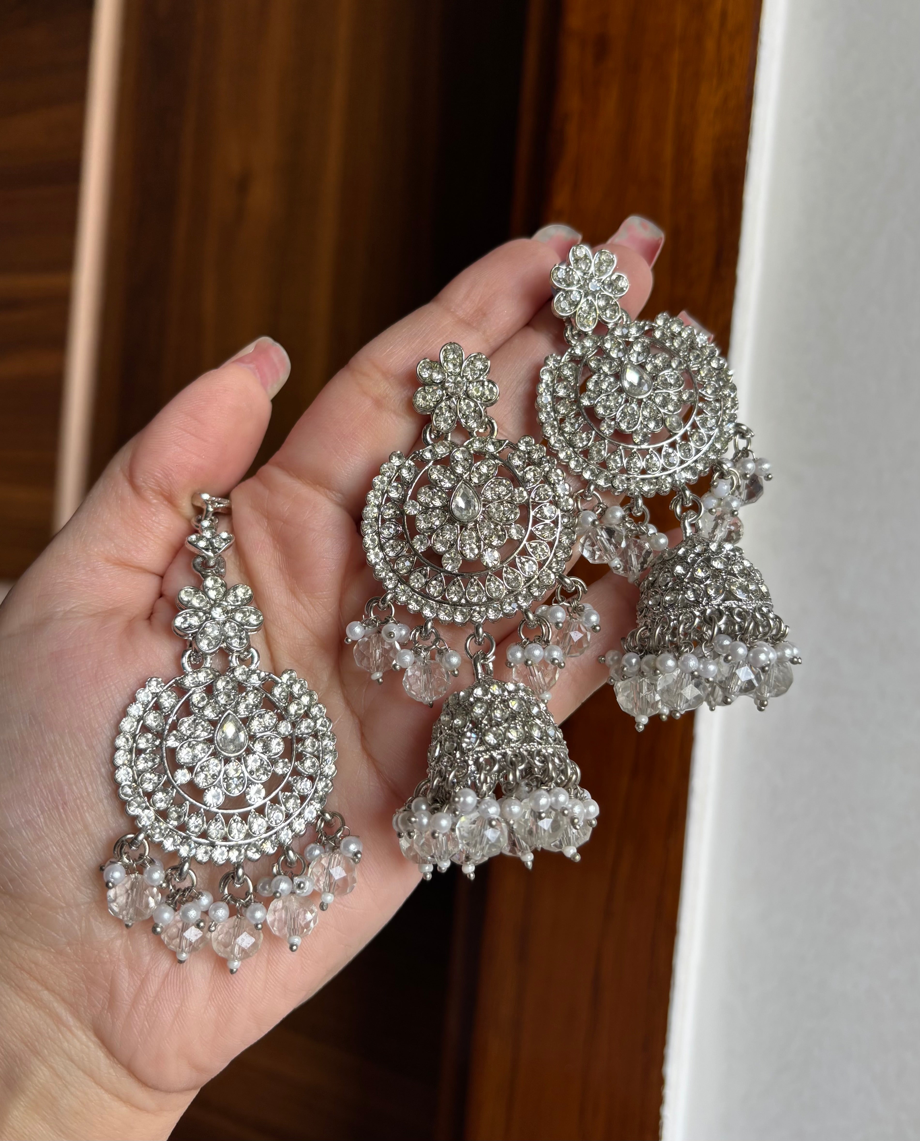 Priyanka Silver Mang Tikka With Earrings