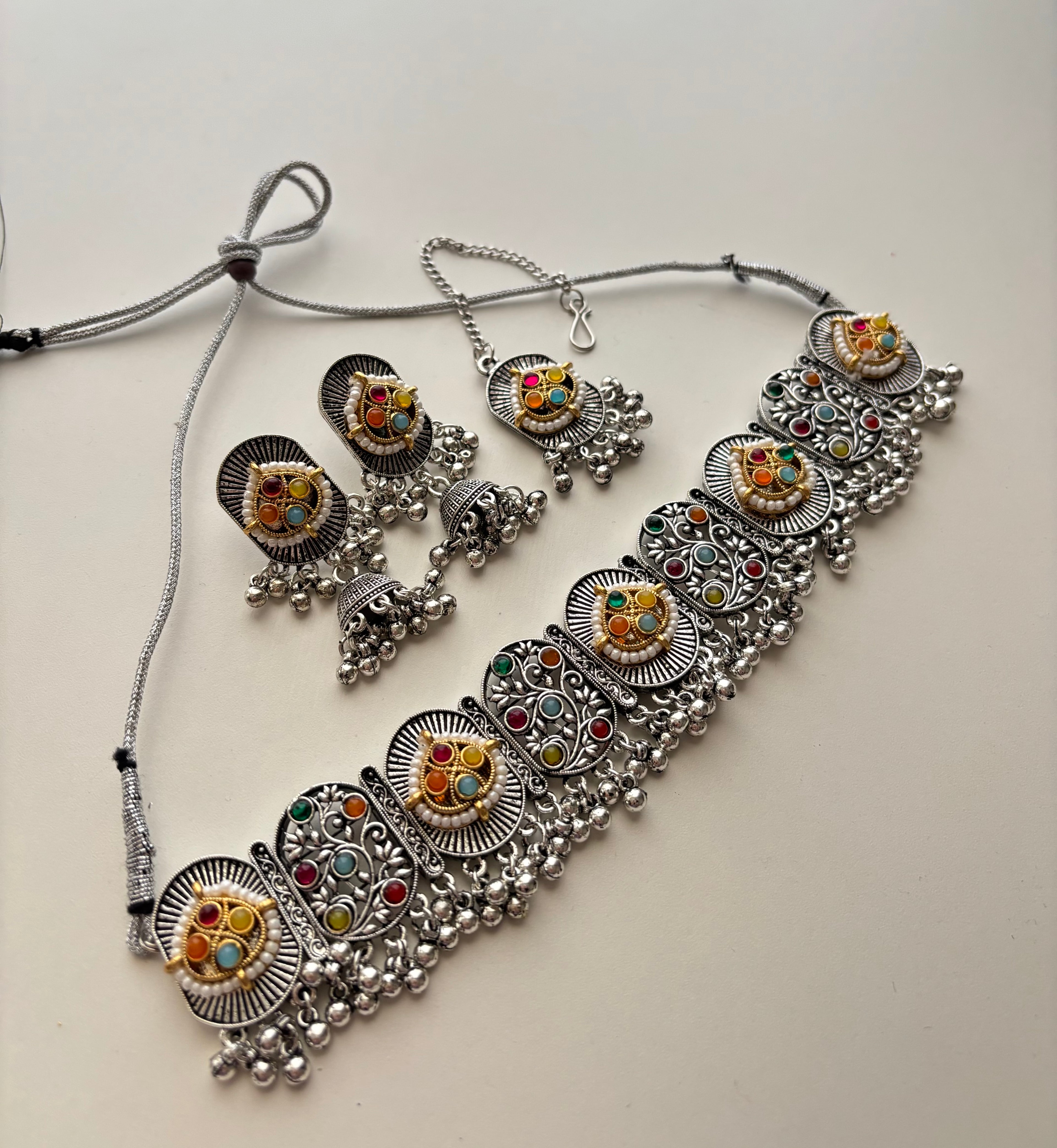 Payal Silver Premium Choker Set With Mang Tikka & Earrings In Pachi Touch