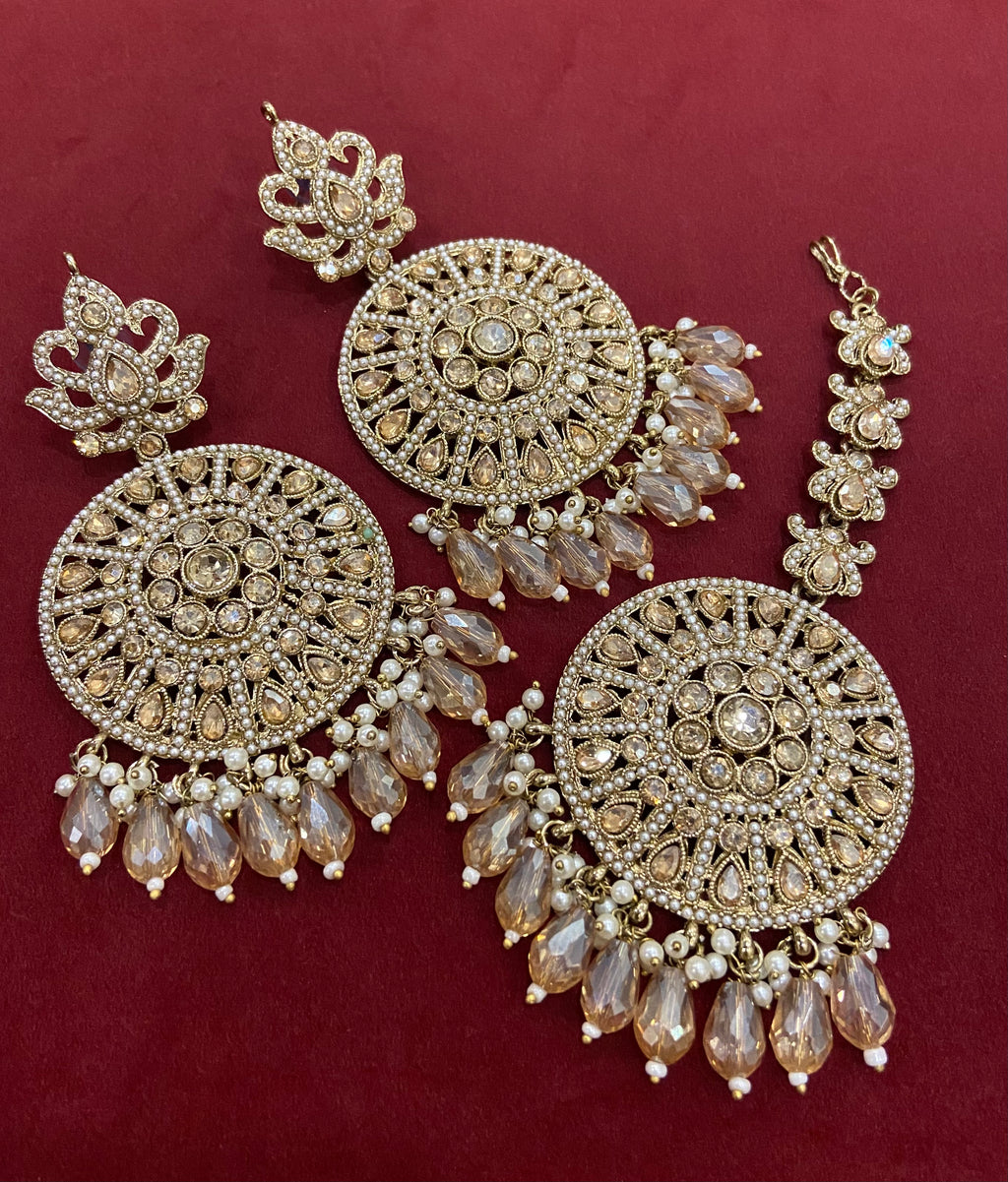 Maang Tikka With Earrings