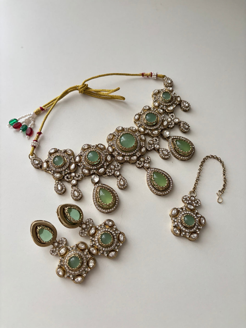 Princess Jasmine Turkish Choker Set With Mang Tikka & Earrings (Mint)