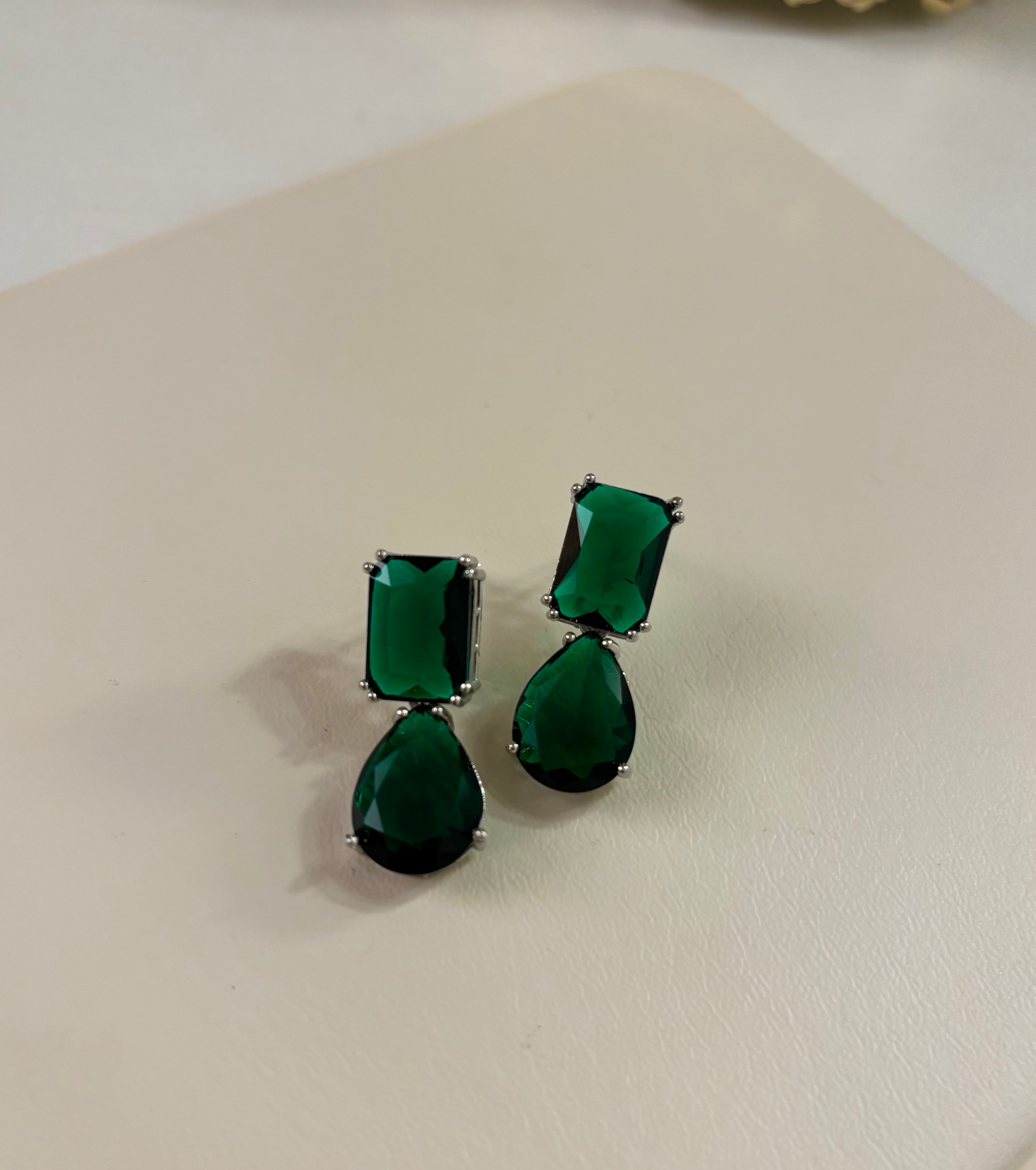 Drop Emerald Earrings