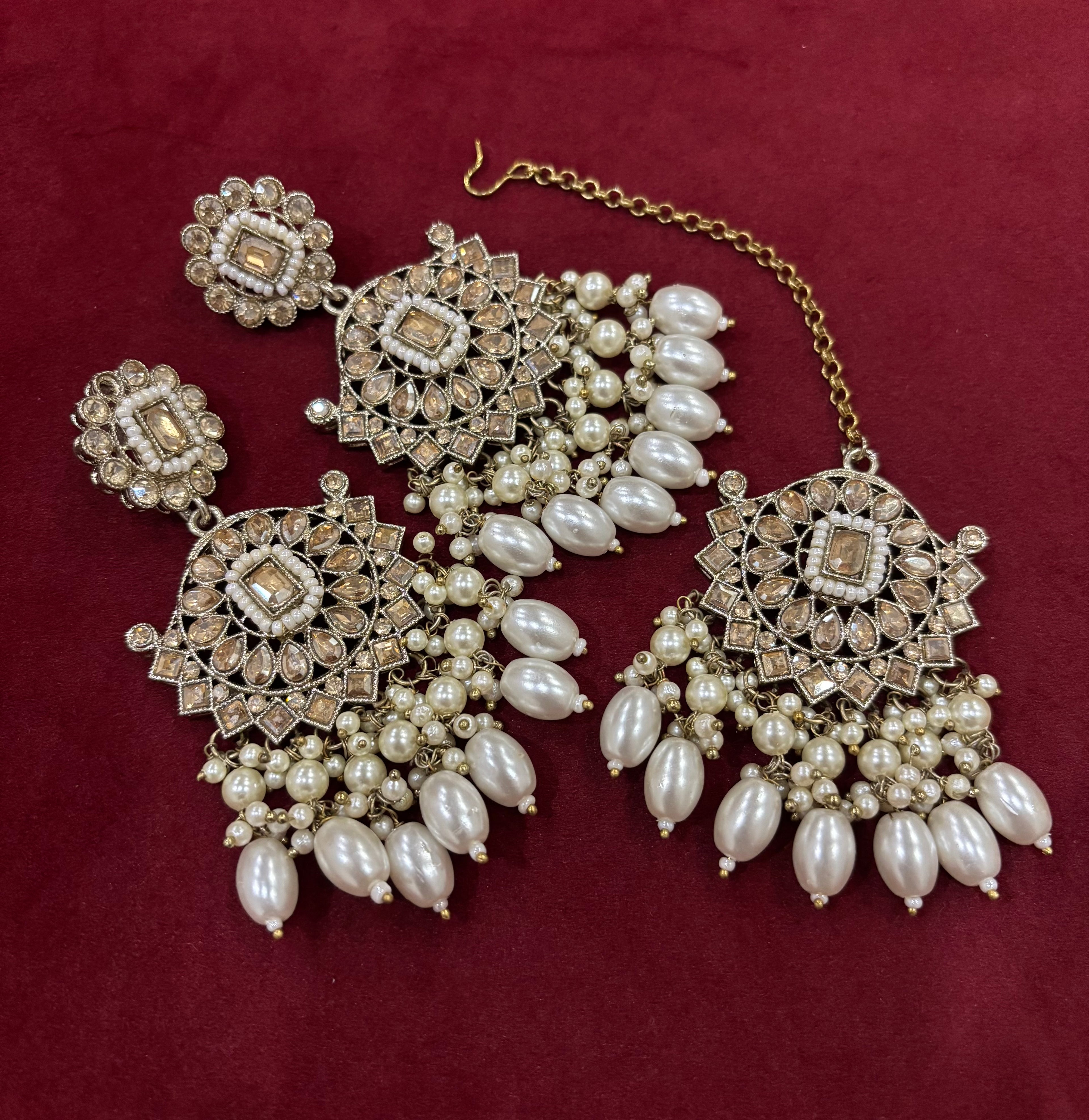 High Quality Designer CZ Stones Work Mang Tikka & Earrings