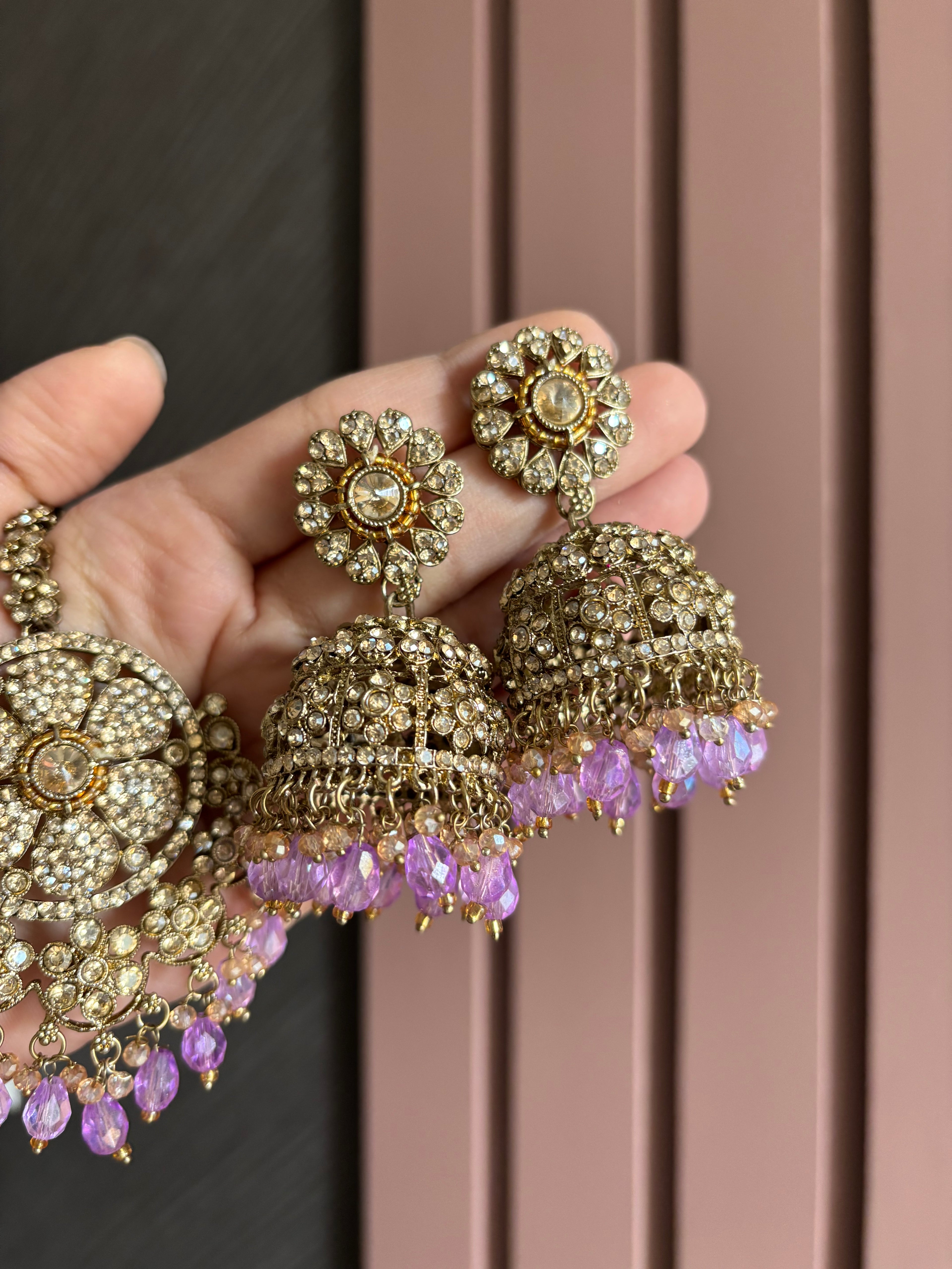 High Quality Designer Flower Mang Tikka & Jhumki ( Lavender )