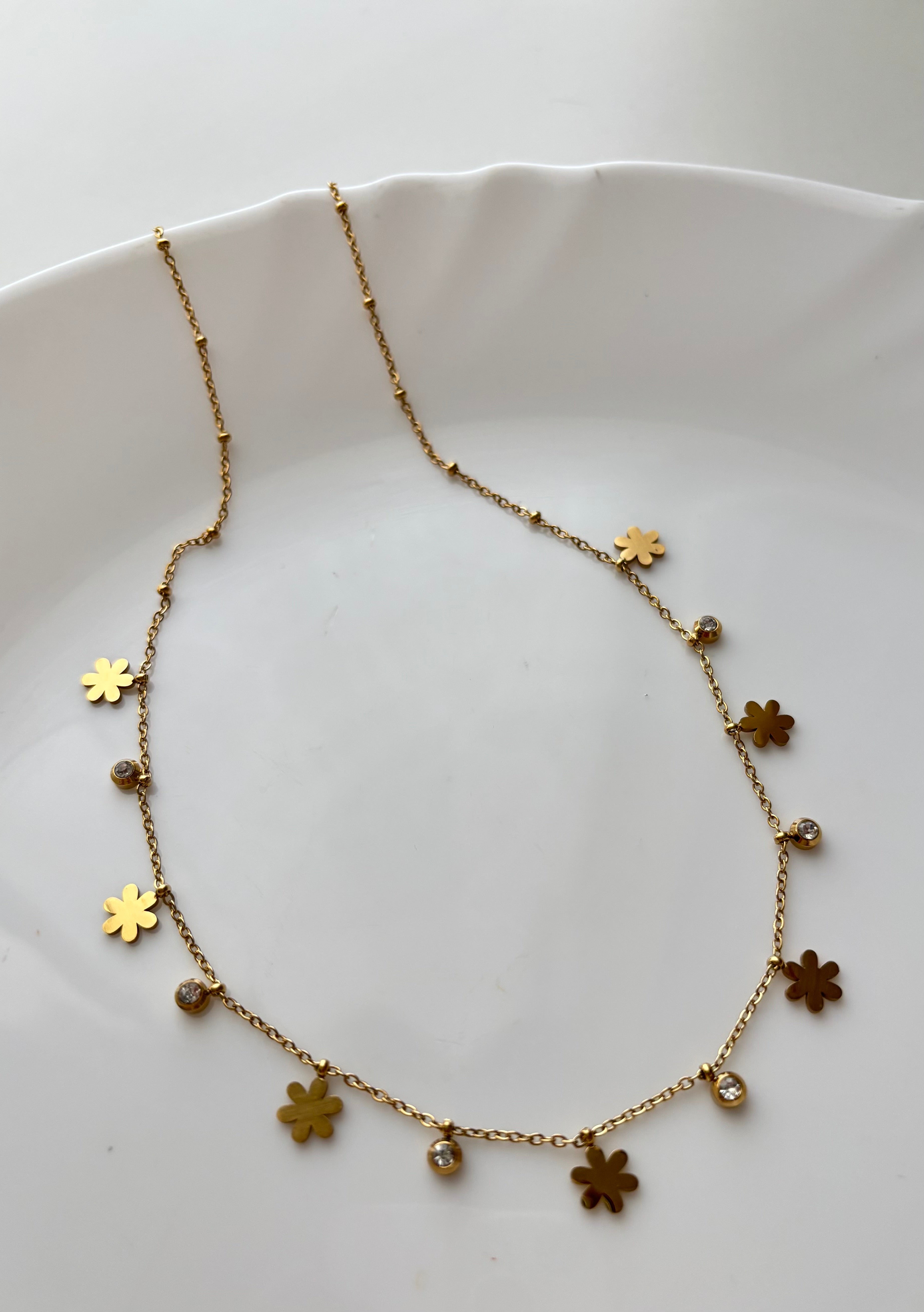 Flower Neckchain Design-4
