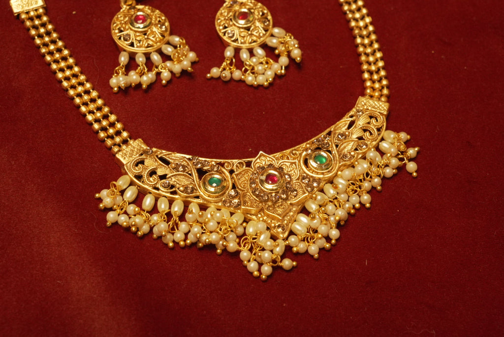 Gold Look Like Set With Earrings