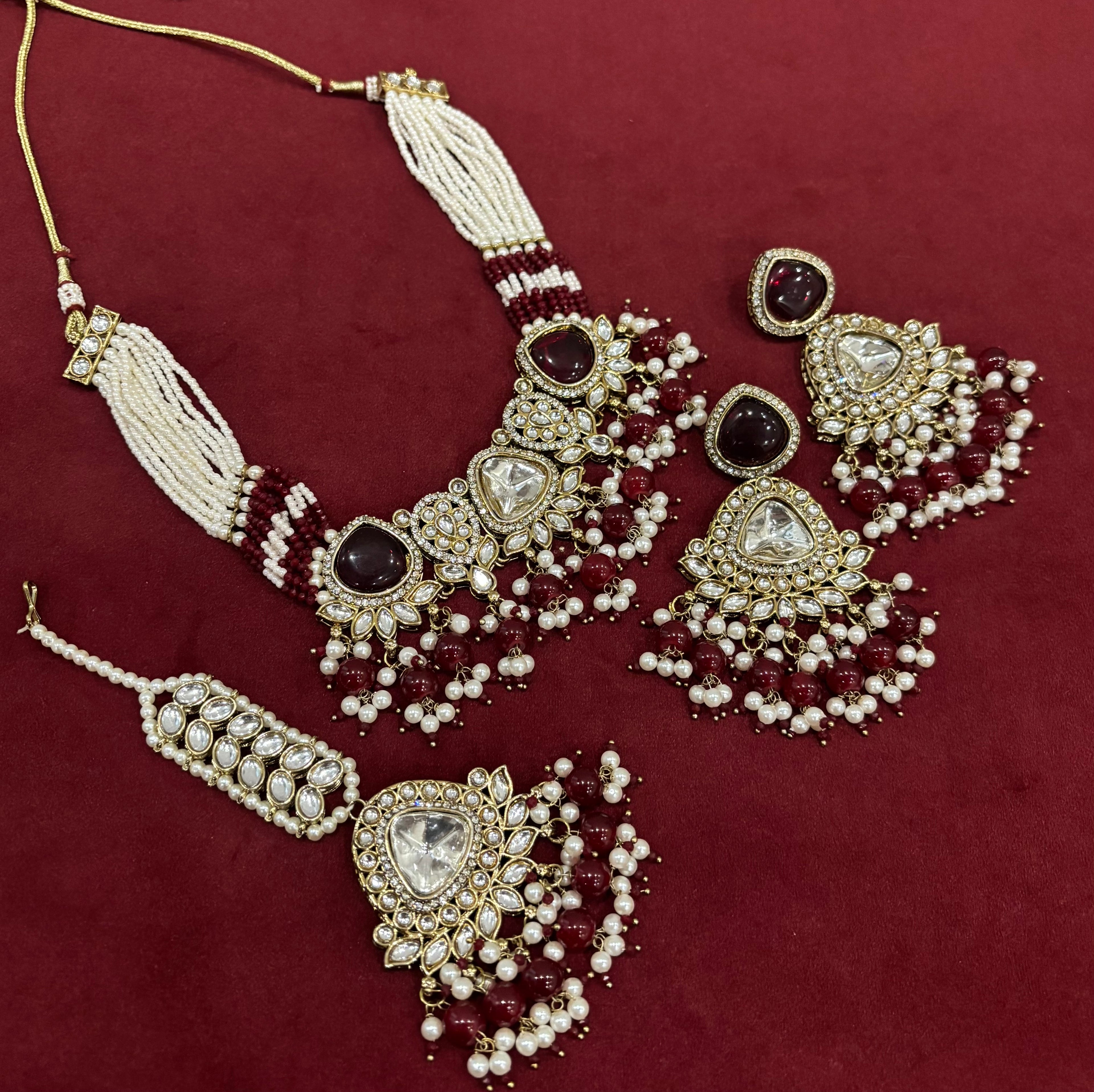 Maroon Navneet Heavy Look Choker Set With Mang Tikka & Earrings