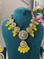 Sabya Necklace With Earrings (Yellow)