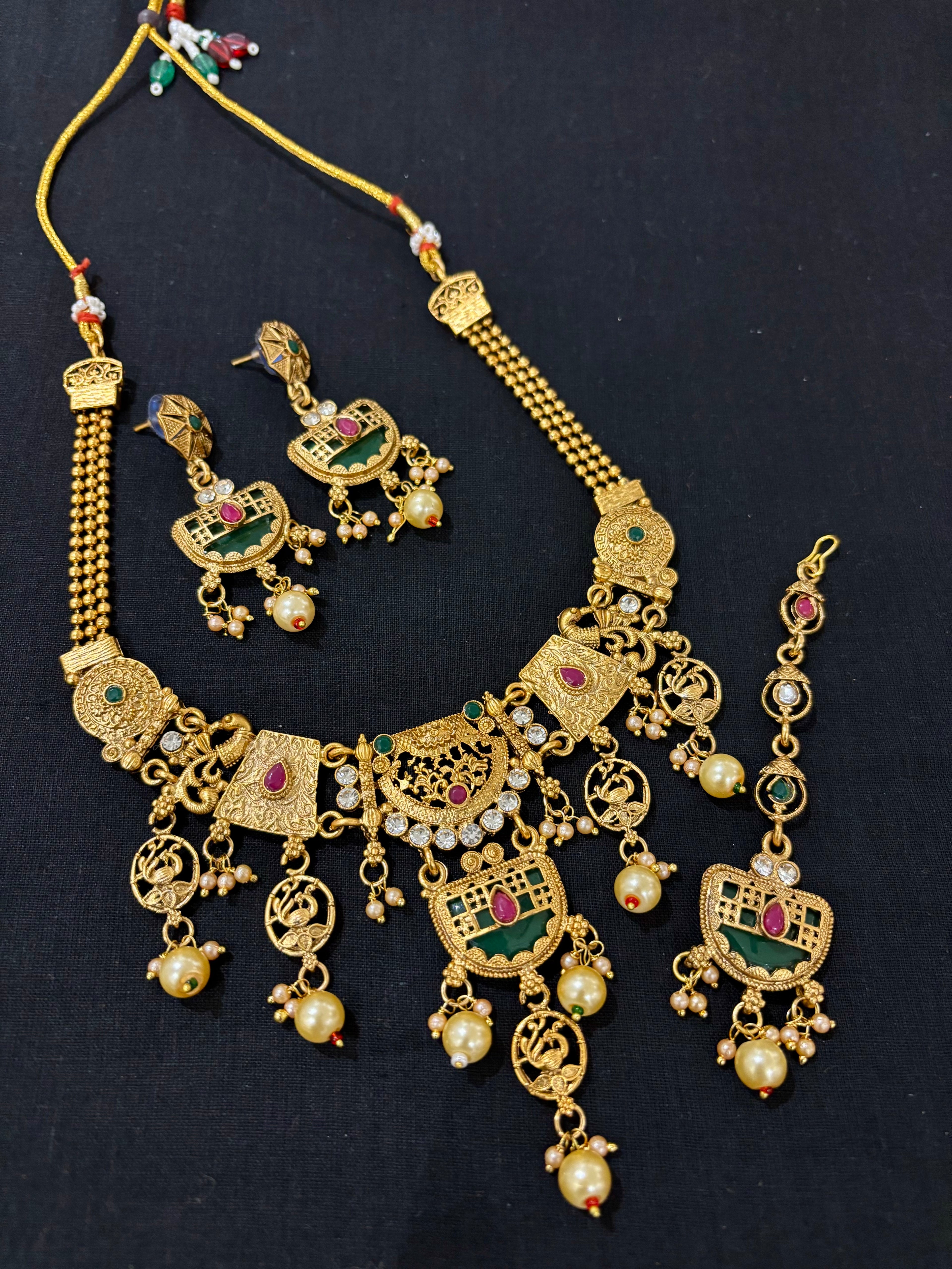 High Quality Statement Heritage Layer Necklace With Mang Tikka & Earrings