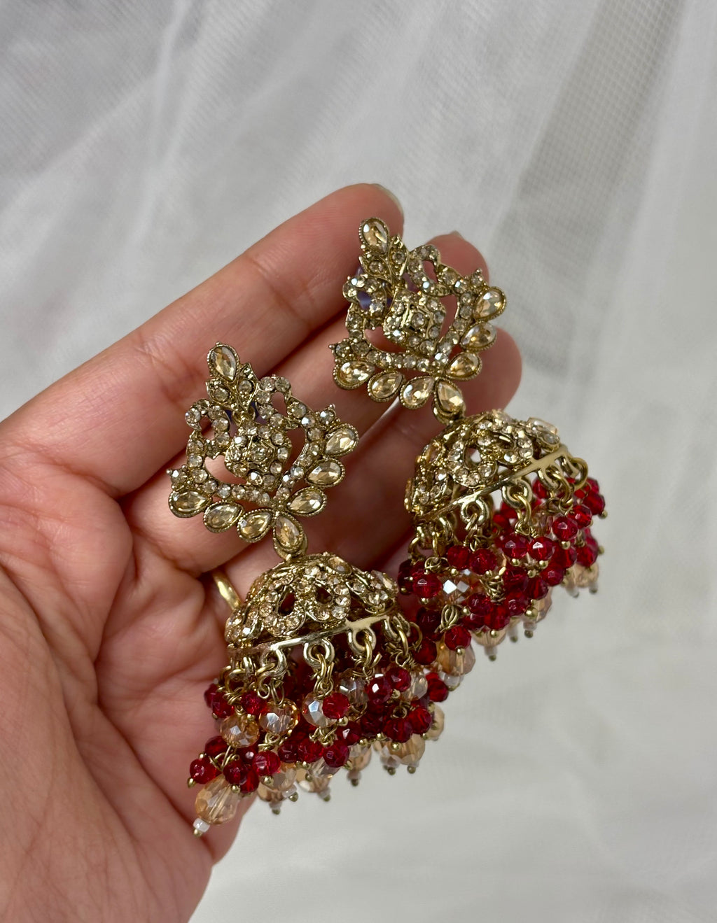 High Quality Designer Classy Necklace With Mang Tikka & Jhumkas ( Red )