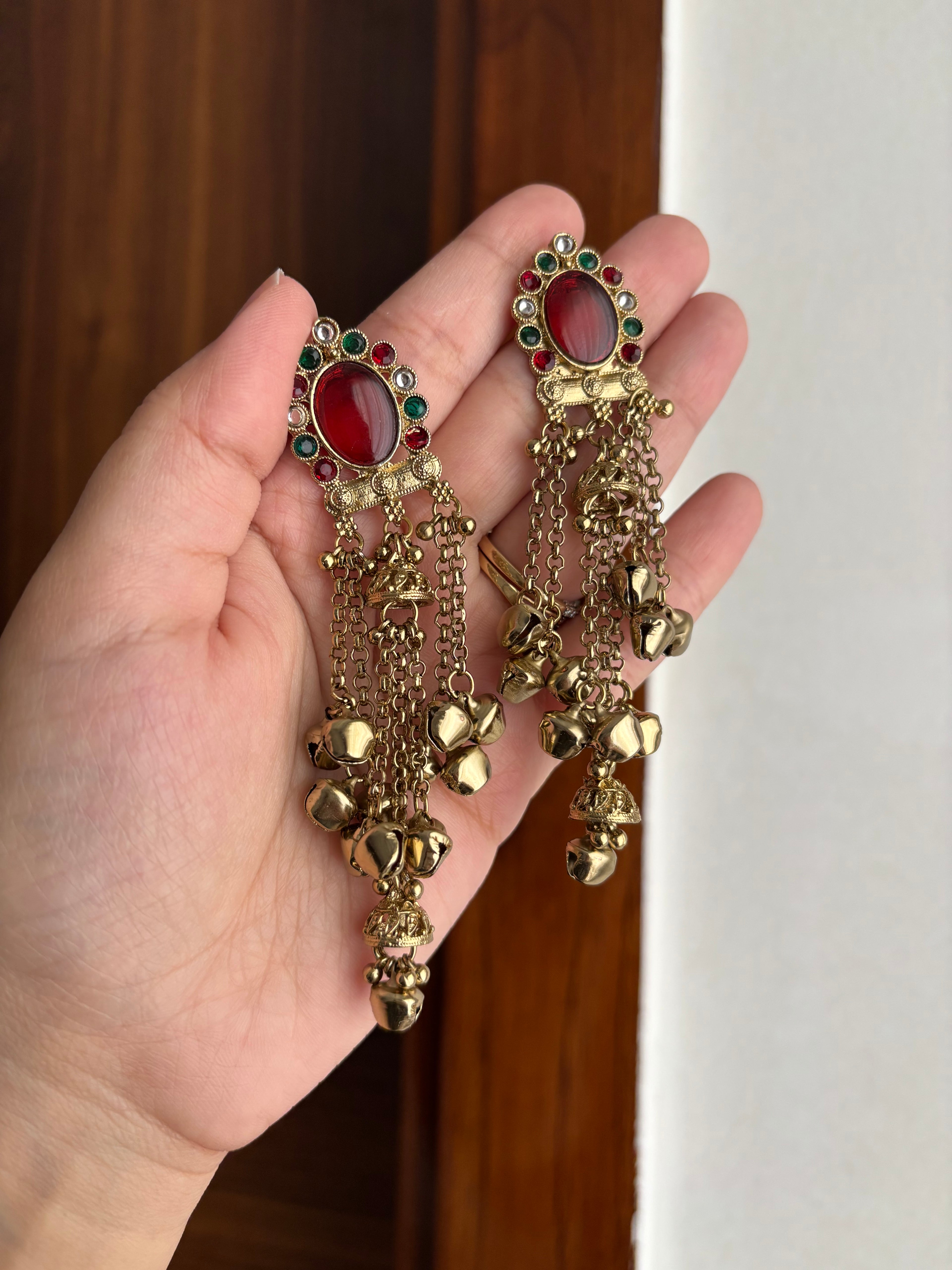 Daisy Ghungroo Earrings (Red & Green)