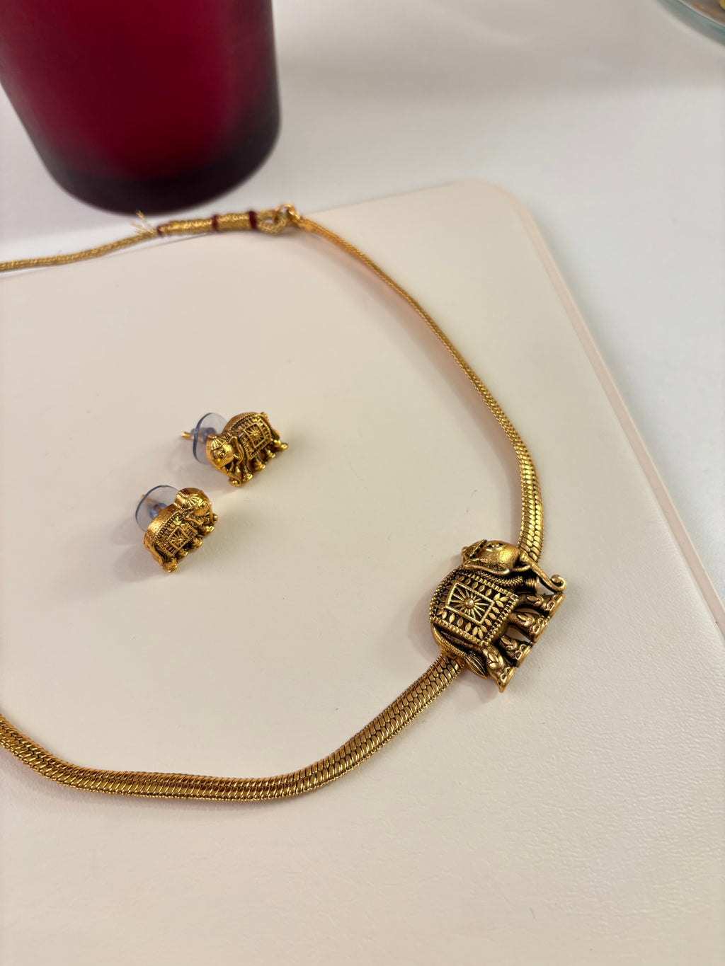 Elephant Necklace With Stud