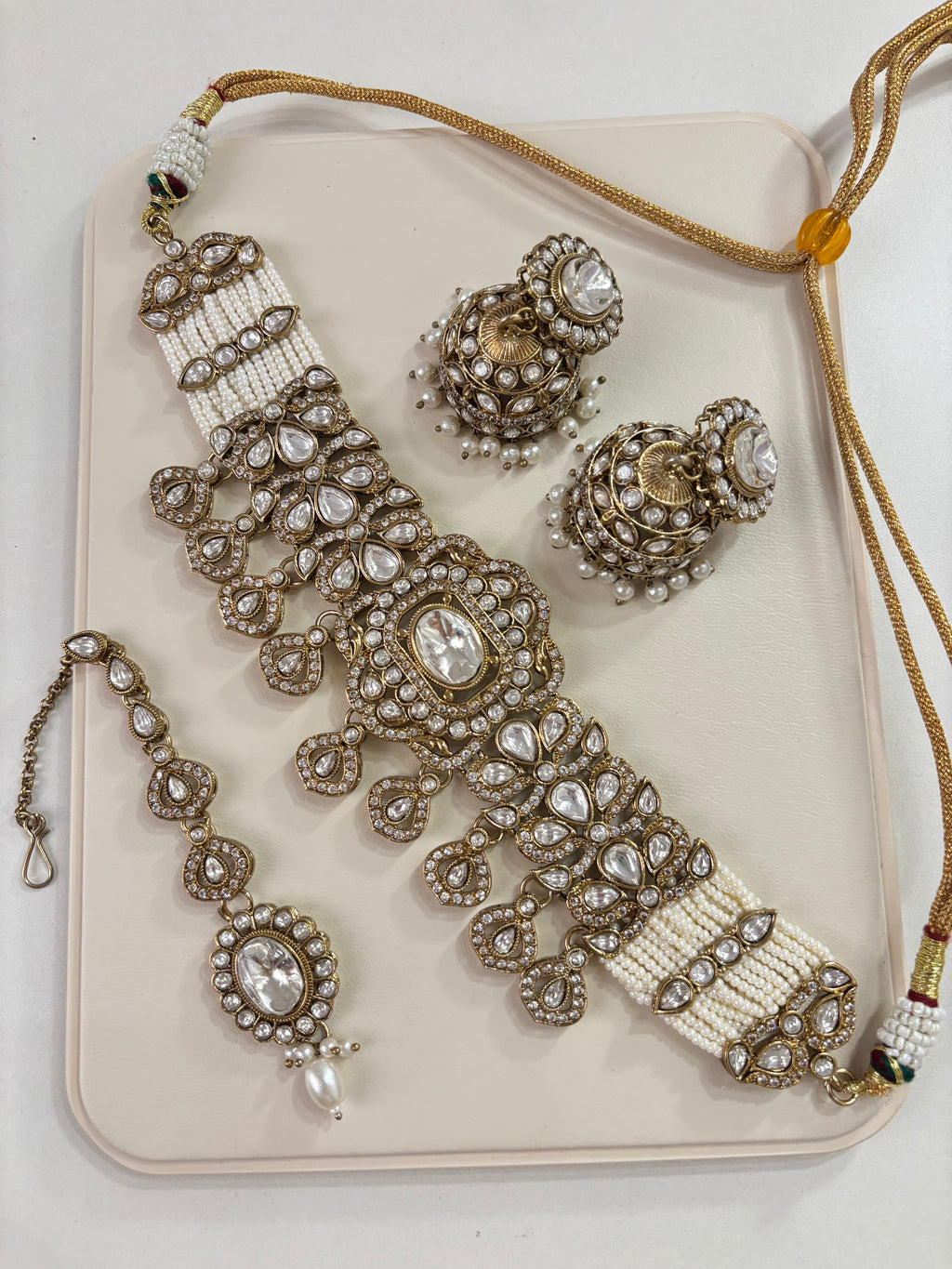 Premium Choker Choker Set With Mang Tikka & Jhumkas Moissanite Work