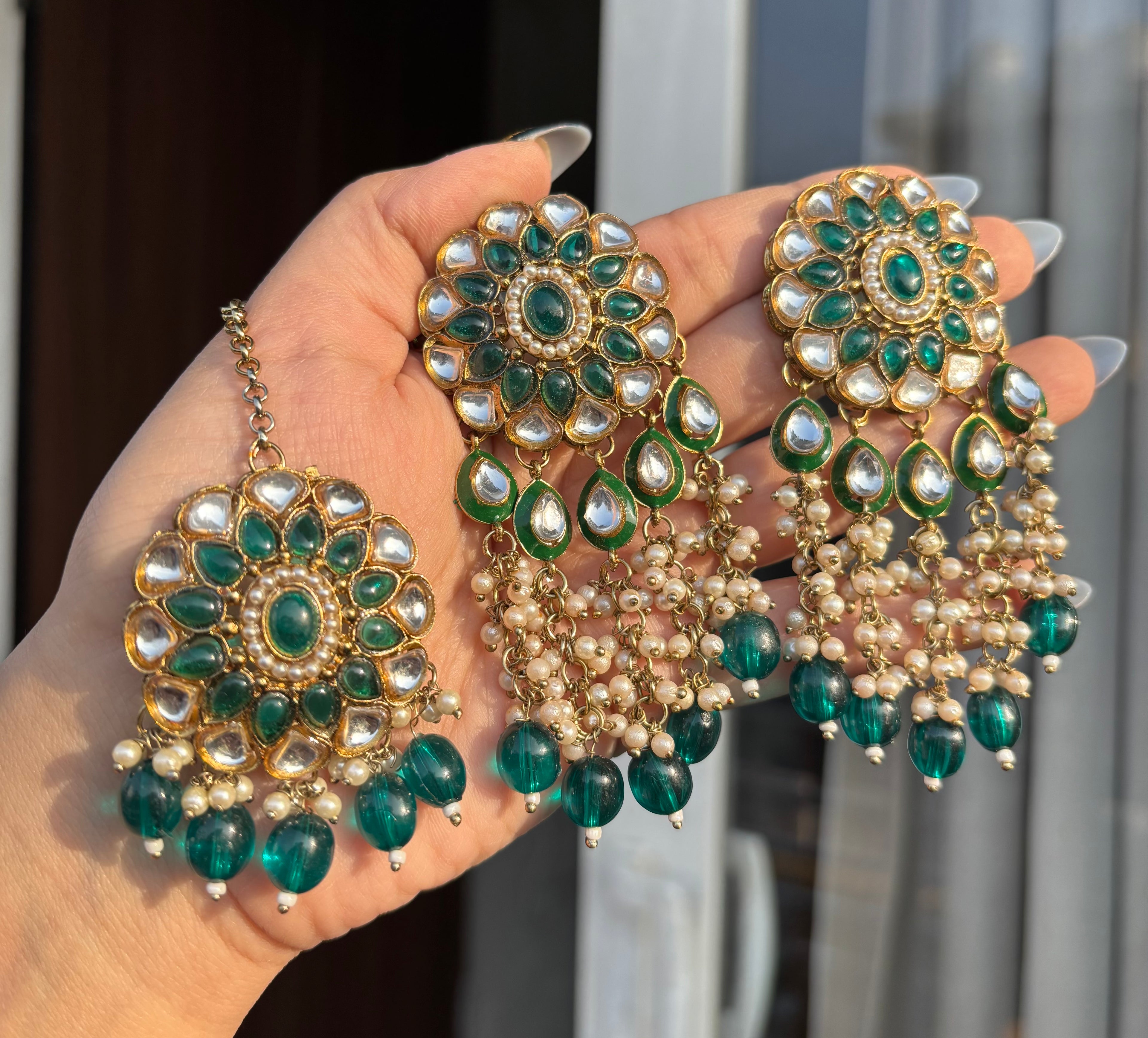 Dark Green Mang Tikka & Long Earrings