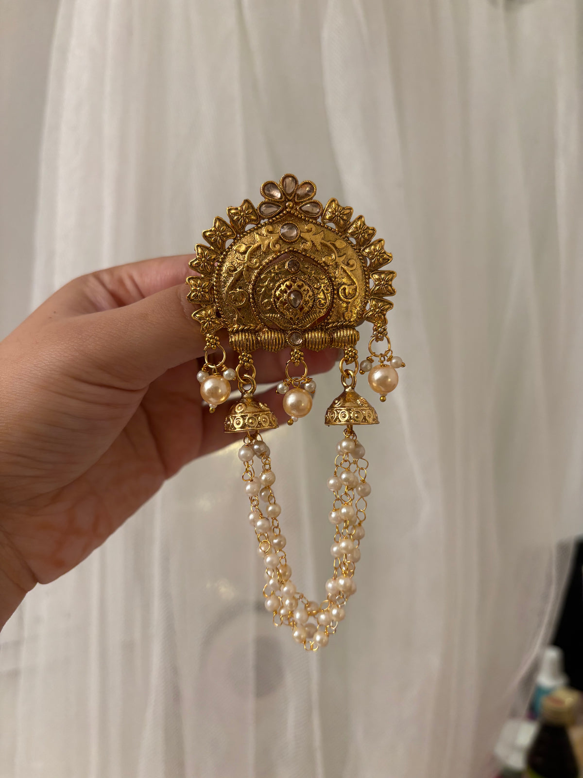 Shagun Back Hair Accessorie (Golden)