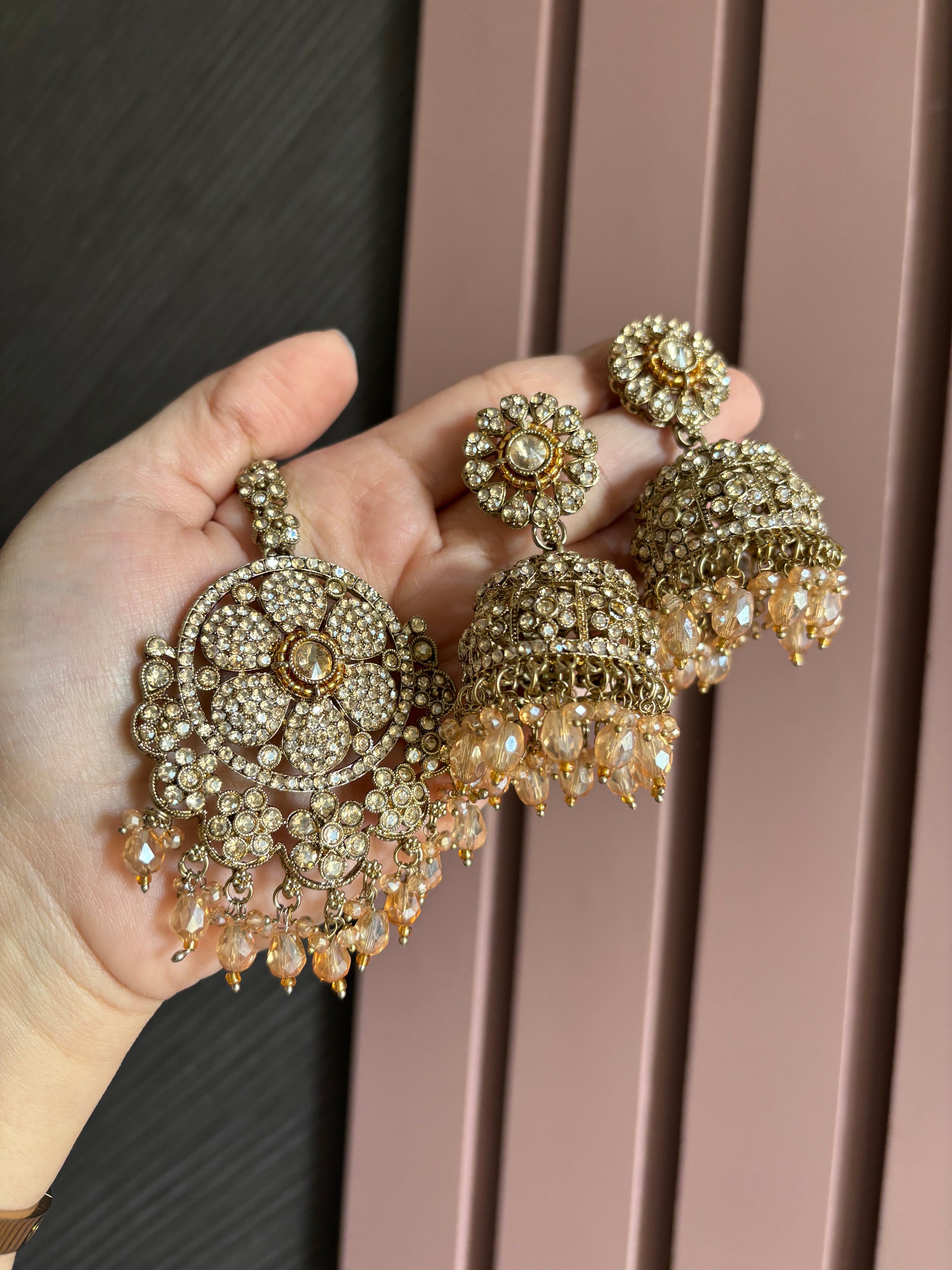 High Quality Designer Flower Mang Tikka & Jhumki ( Champagne)