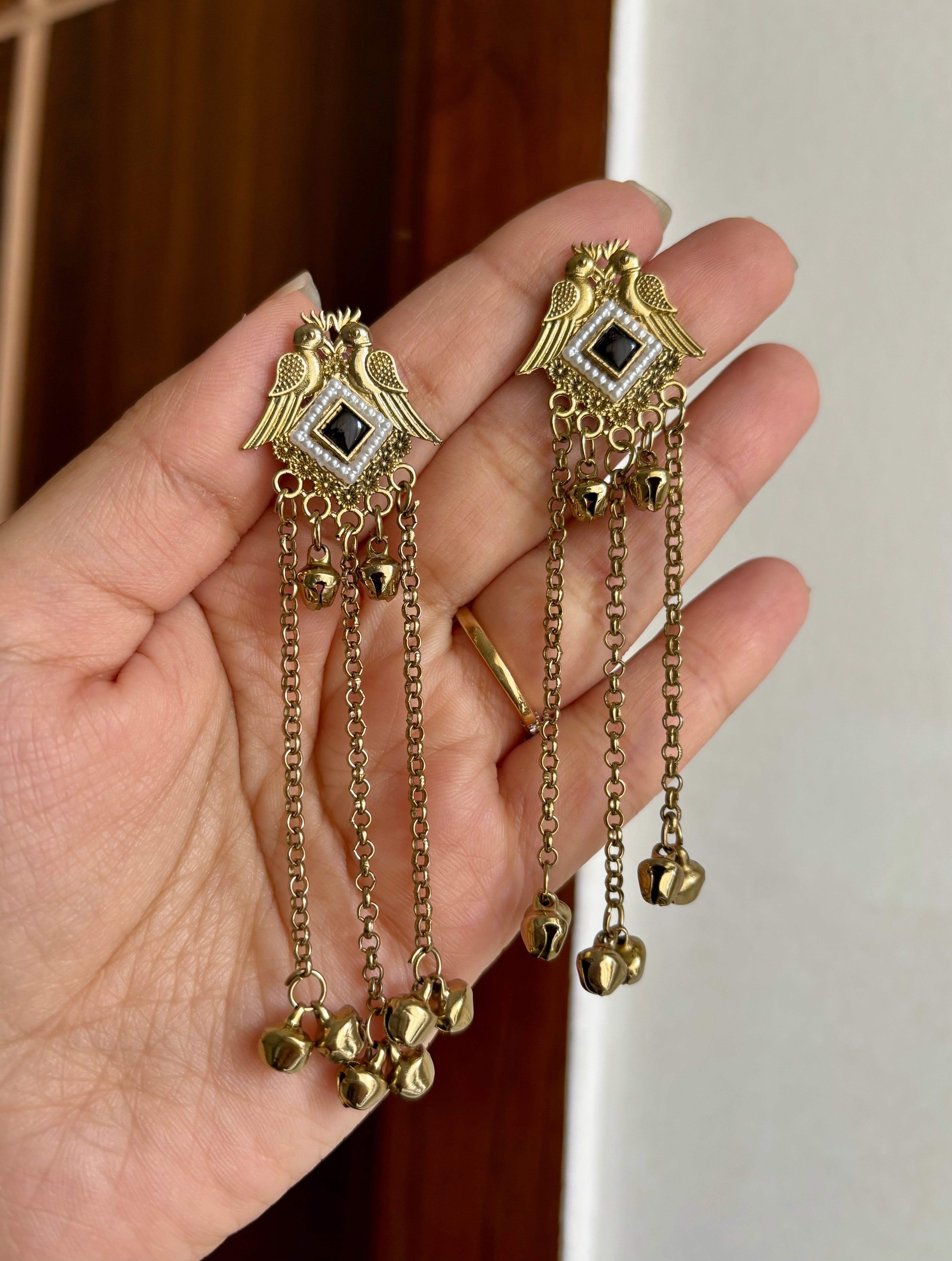 Pihu Kashmiri Earrings ( Black )