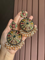 High Quality Designer Oversized Mang Tikka With Earrings ( Multi )