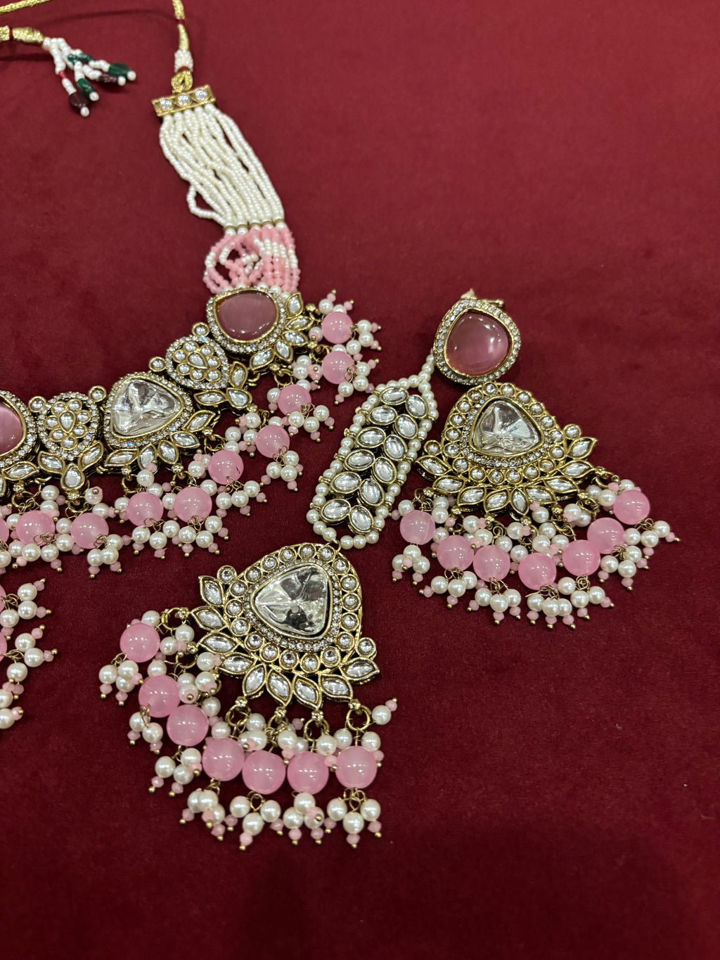 Baby Pink Navneet Choker Set With Mang Tikka & Earrings