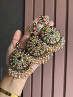 High Quality Designer Oversized Mang Tikka With Earrings ( Multi )