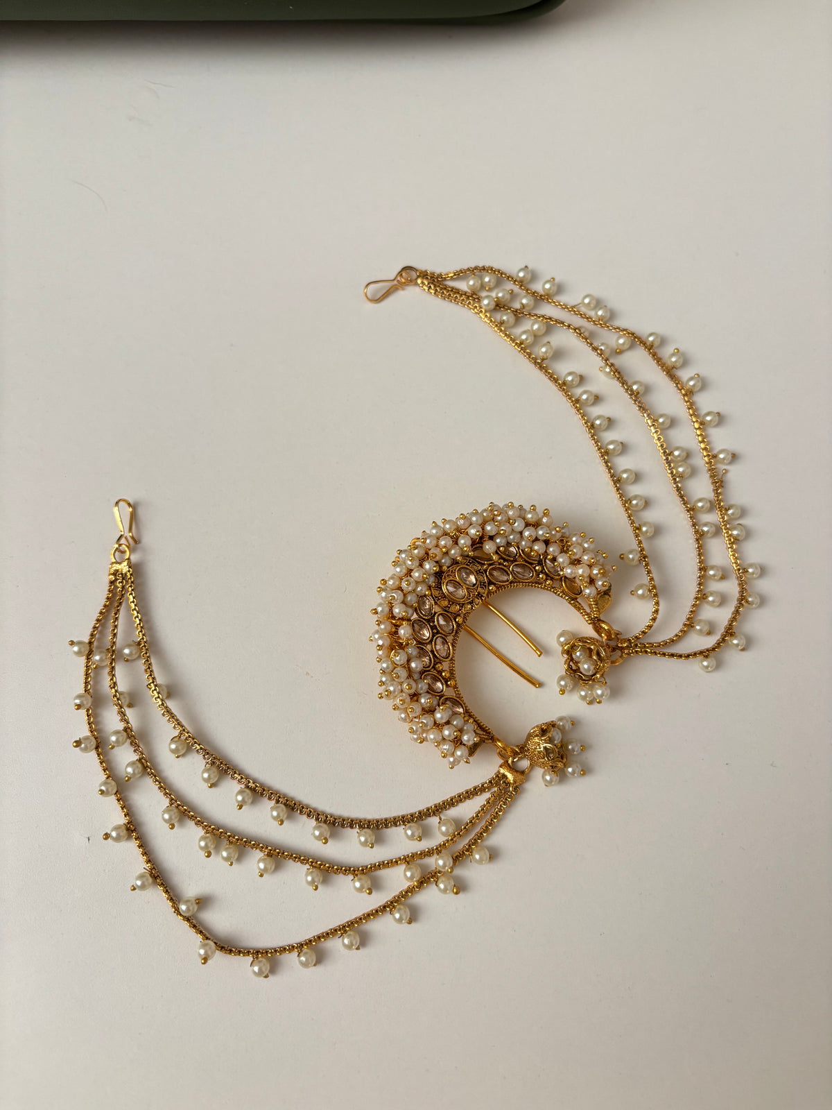 Pearl Bunch Hair Accessorie With Side Layers (Golden)