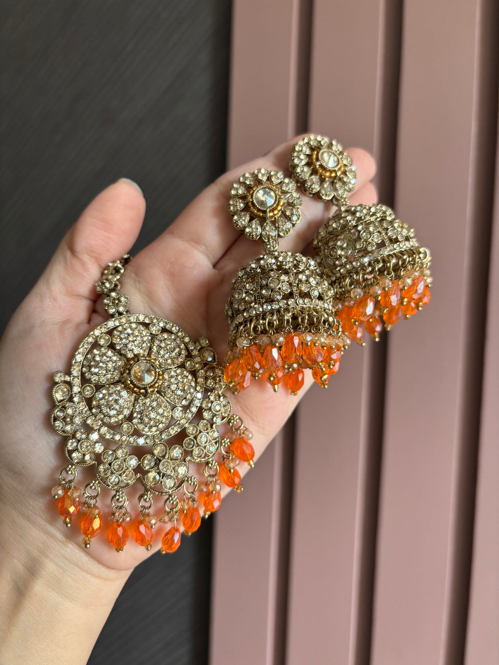 High Quality Designer Flower Mang Tikka & Jhumki ( Orange )