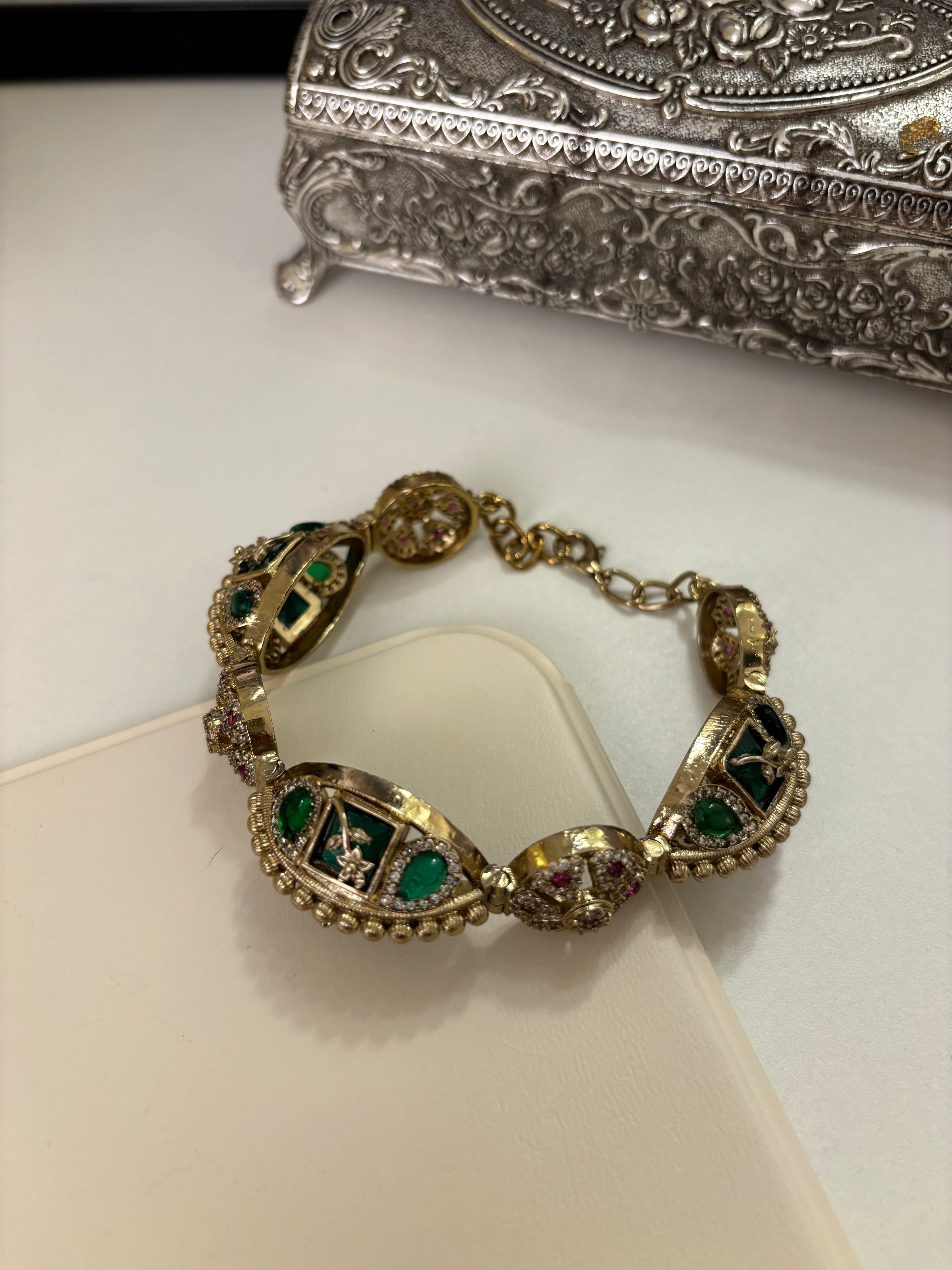 Premium Brass Adjustable Moissanite & Doublet Stones Work Adjustable Bracelet (Emerald)