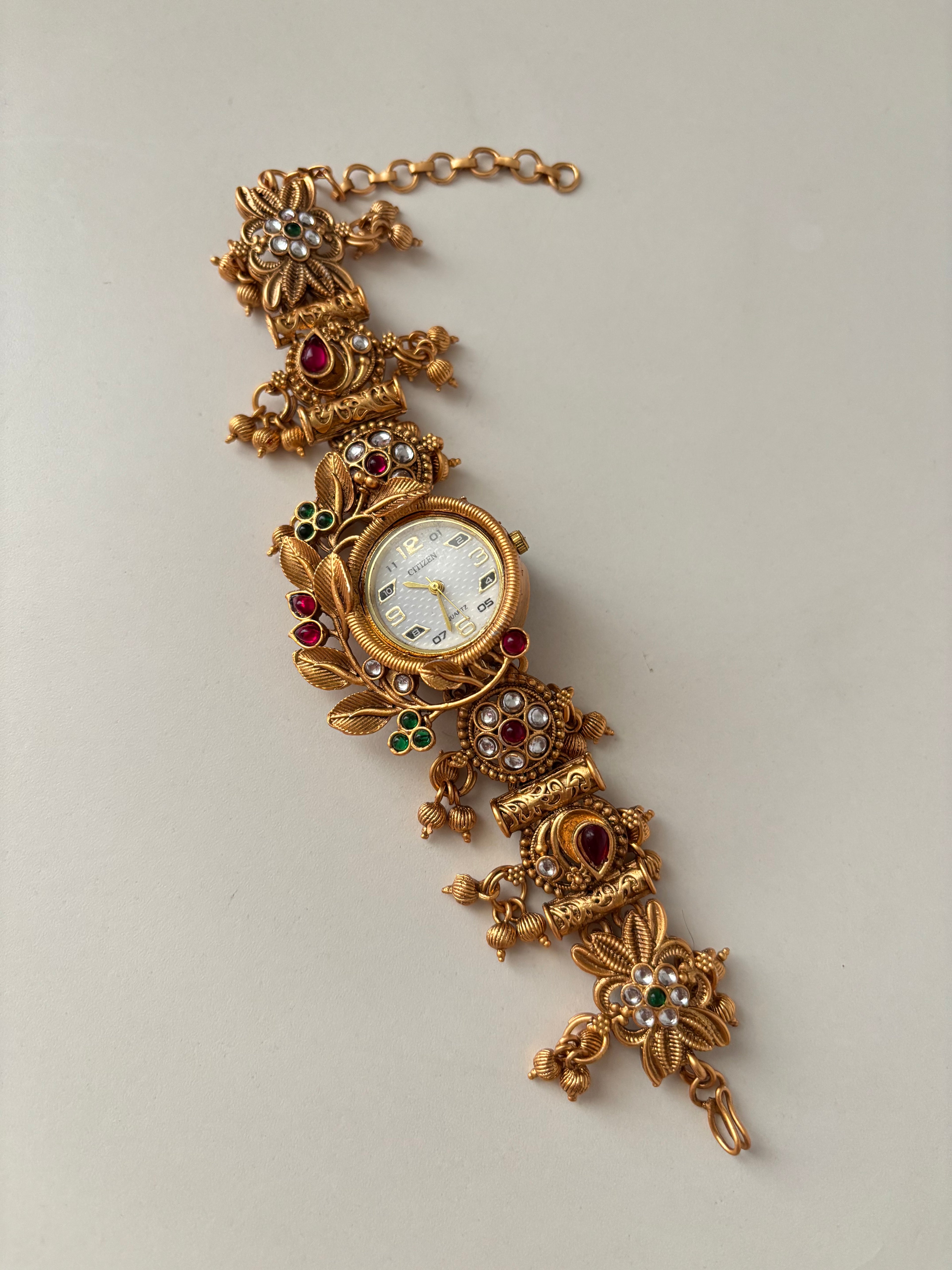 Heritage Premium Watch Design-3