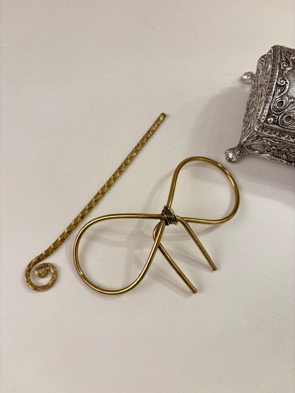Knot Oxidised Hair Bun With Stick