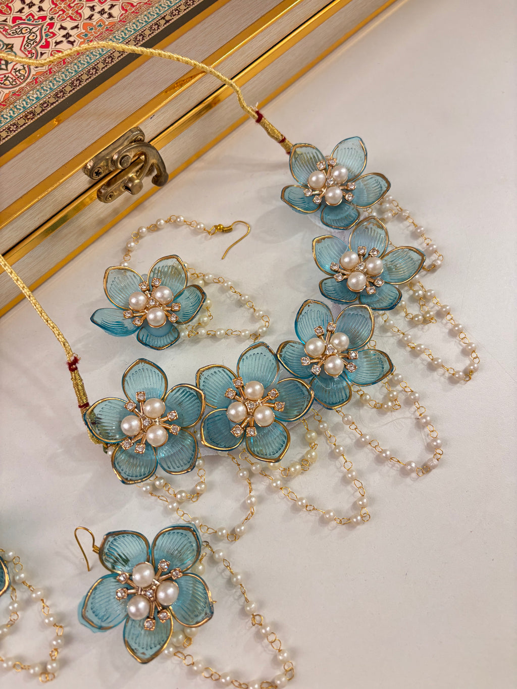 Flower Petal Floral Necklace With Mang Tikka & Earrings (Blue)