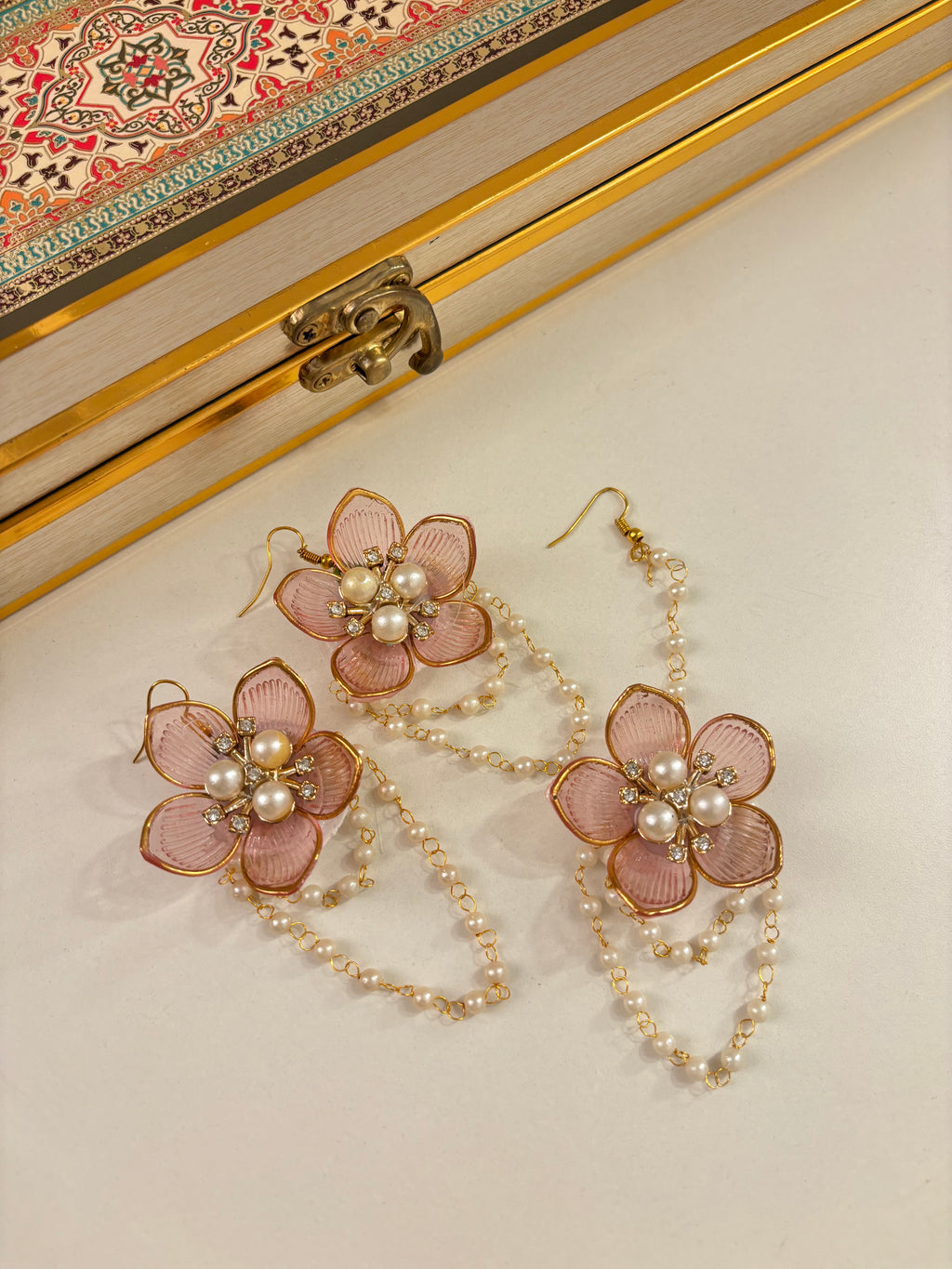 Flower Petal Floral Necklace With Mang Tikka & Earrings (Barbie Pink)