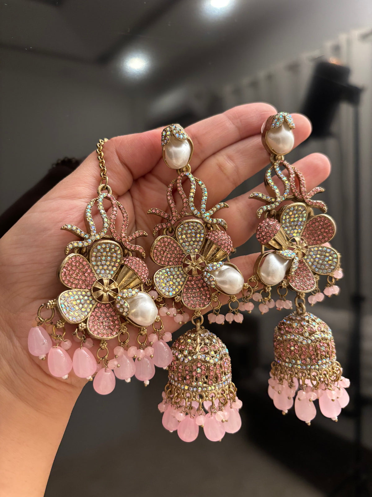 Premium Designer Turkish Long Earrings With Mang Tikka (Baby Pink)