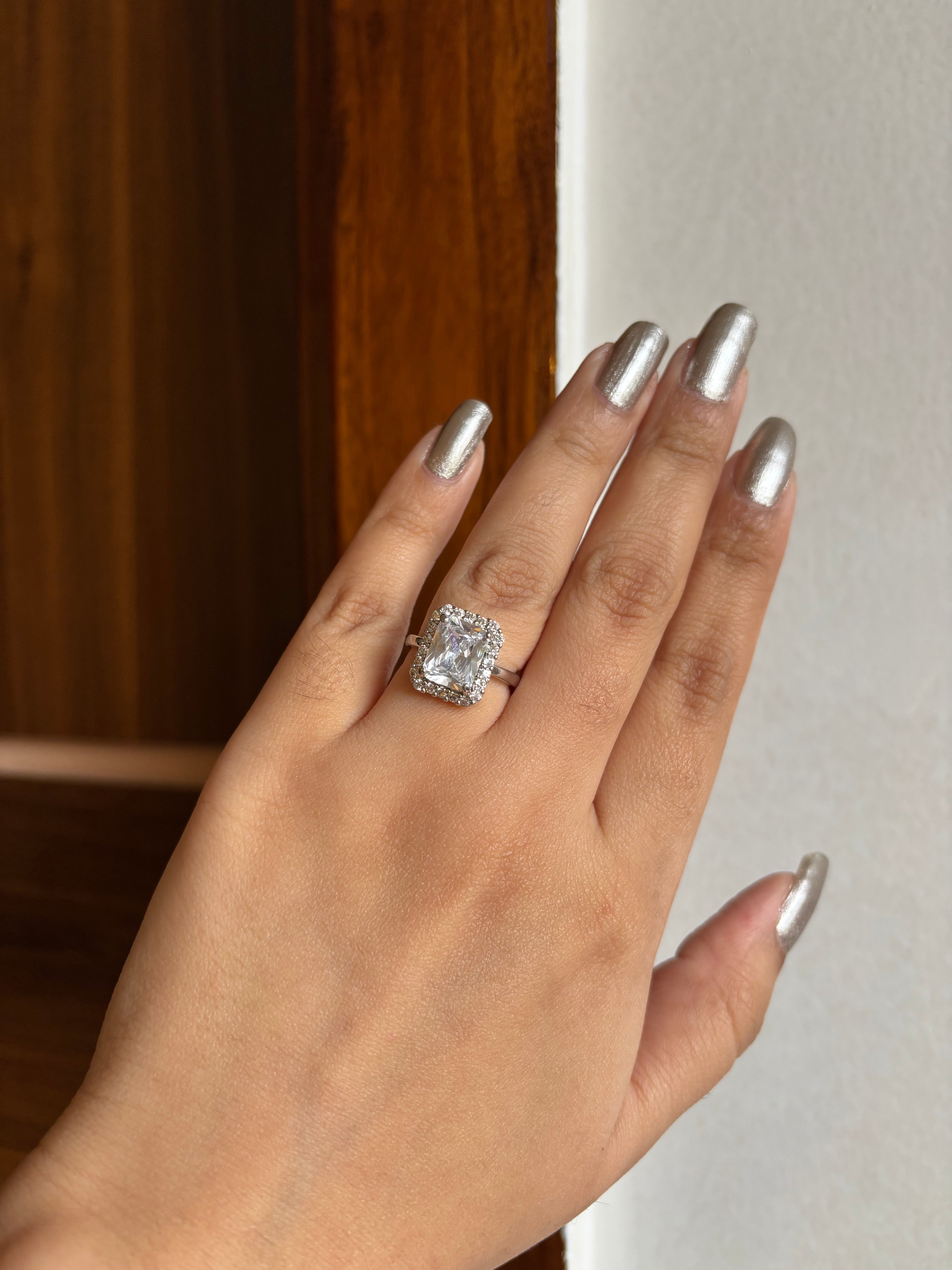 Marget Soilitare Adjustable Ring