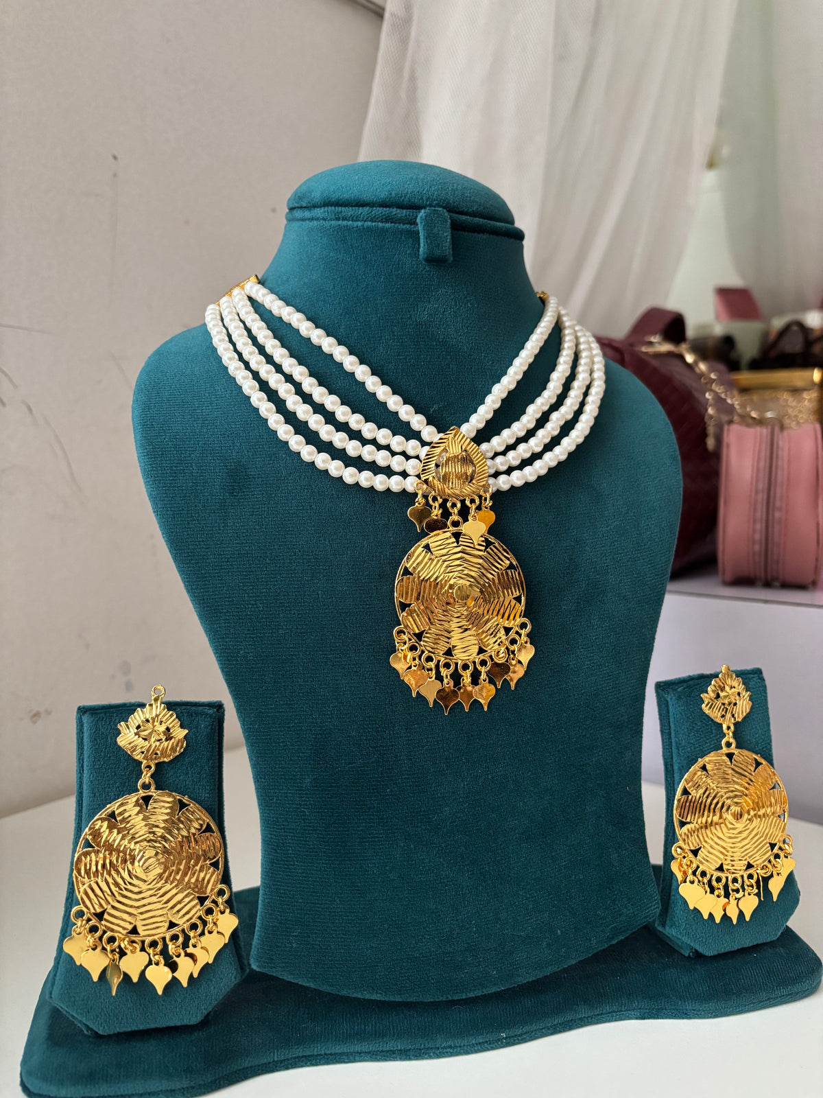 Gold Look Like Punjabi Style Necklace With 4 Layer Pearl Touch With Earrings