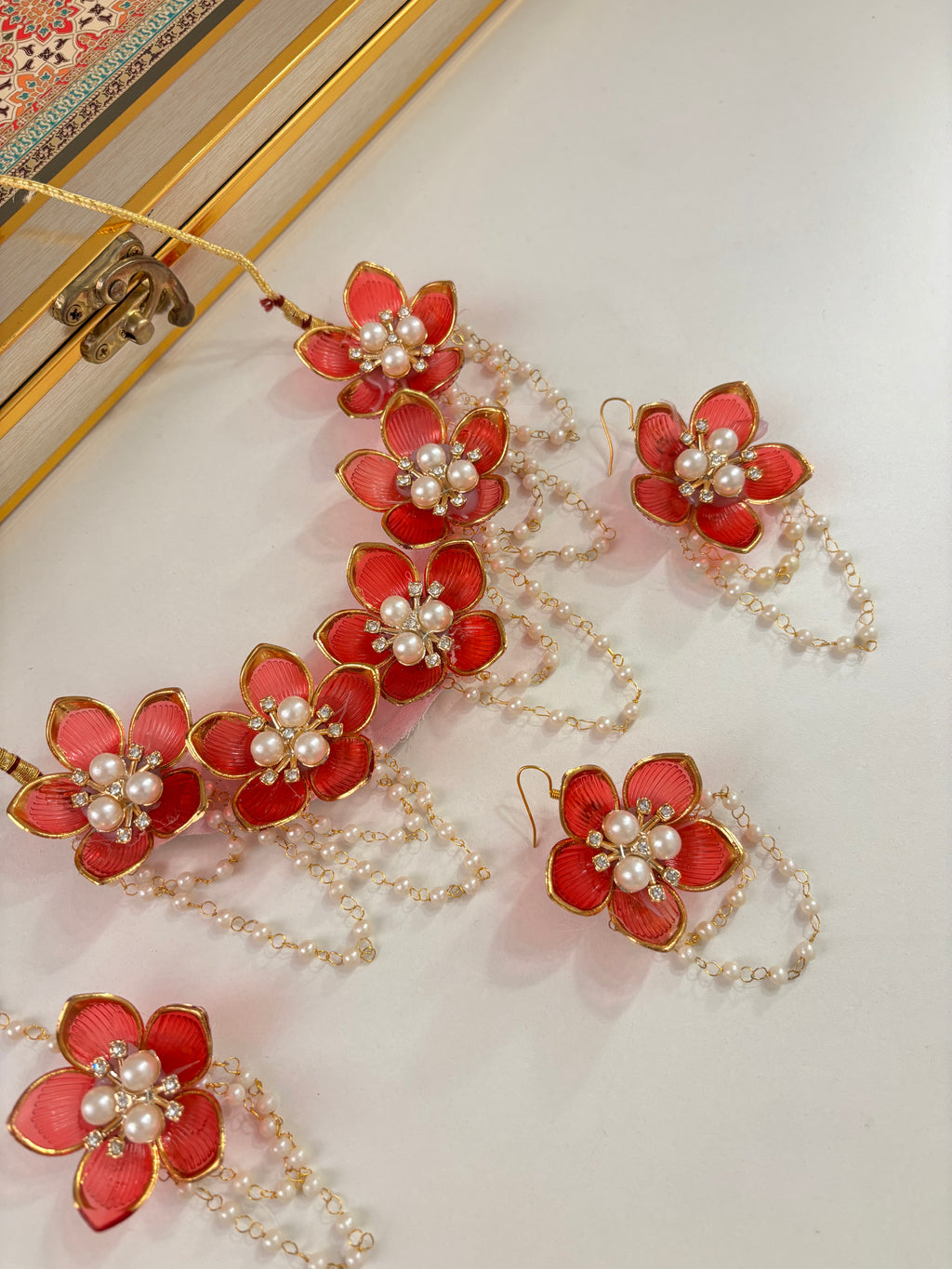 Flower Petal Floral Necklace With Mang Tikka & Earrings (Red)