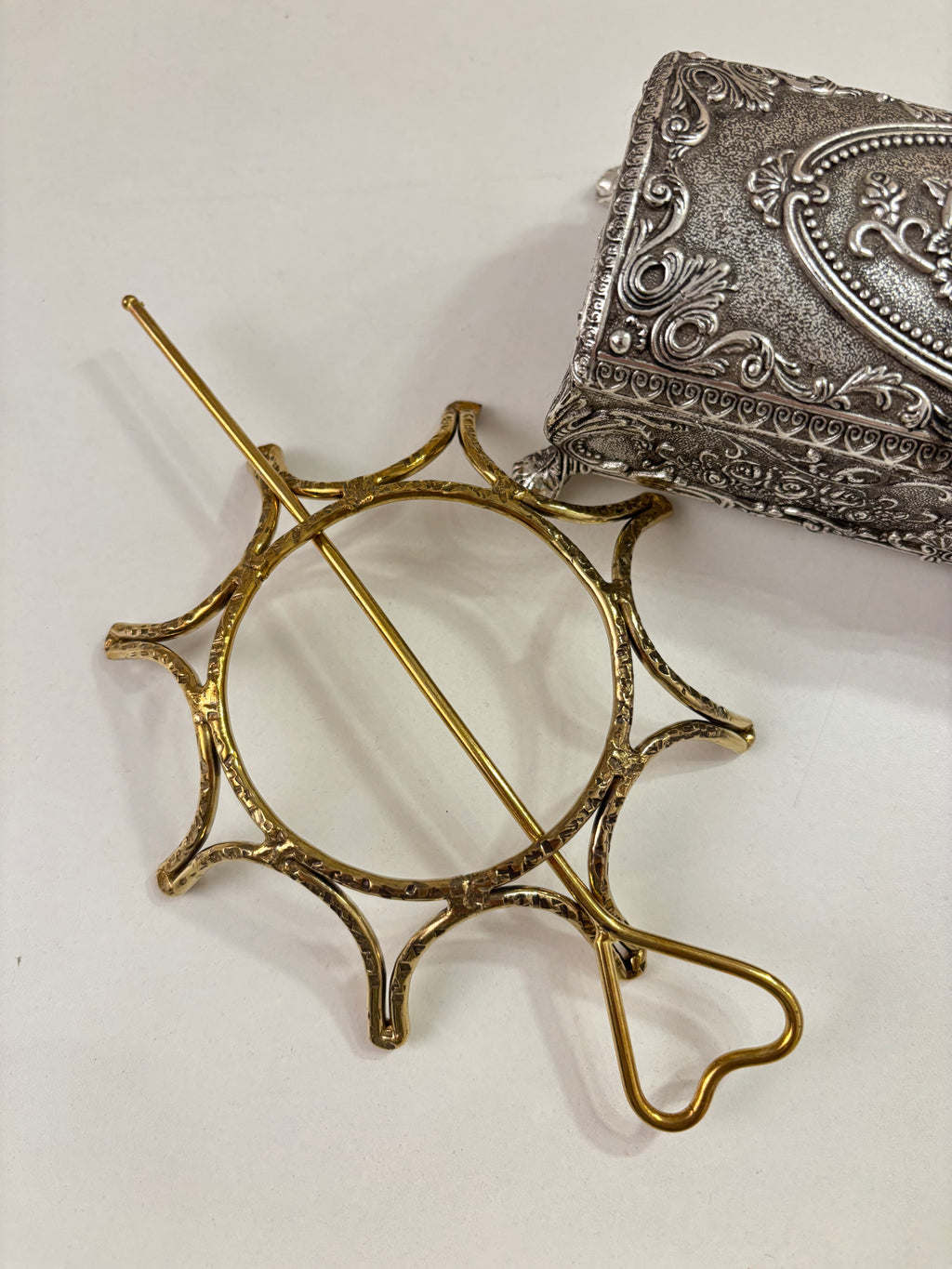 Star Oxidised Hair Bun With Stick