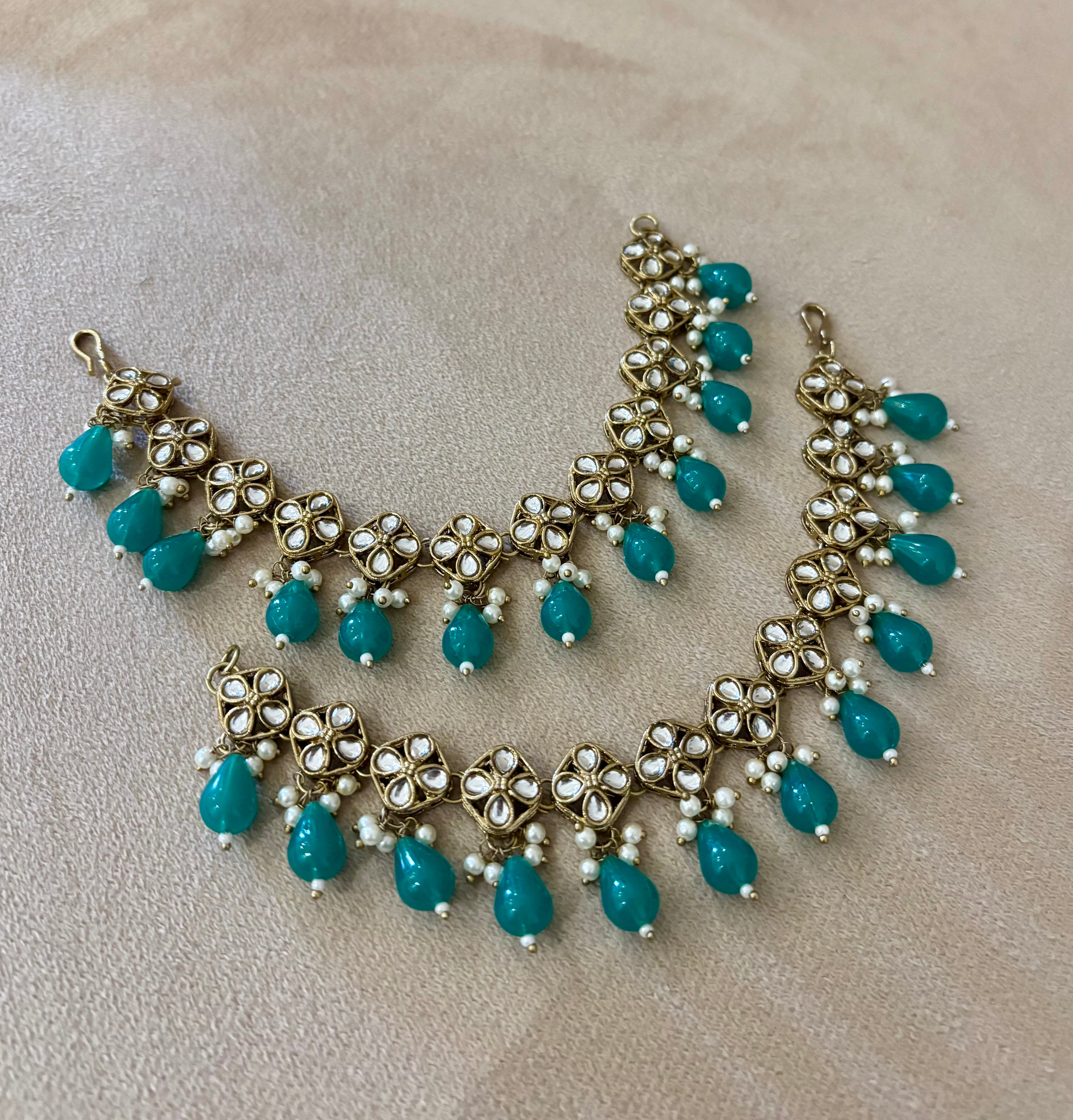 Green Side Layer Earchain In Kundan Touch
