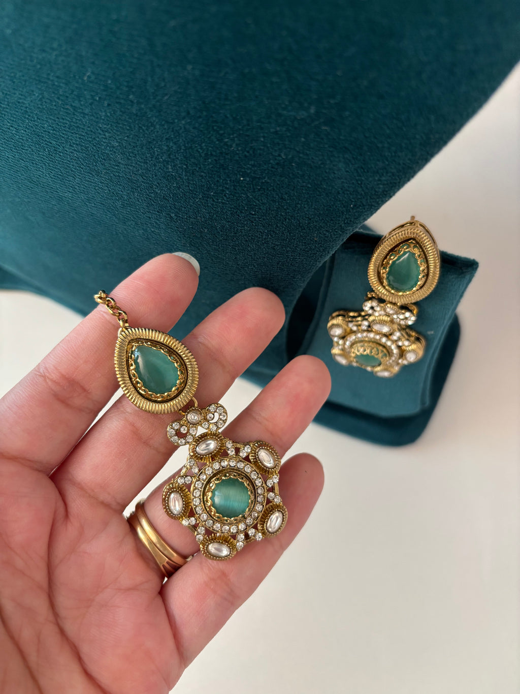 Princess Jasmine Turkish Necklace With Mang Tikka & Earrings (Turquoise)