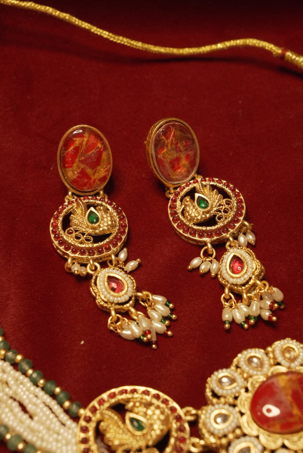 High Quality Designer Gold Look Like Necklace With Earrings