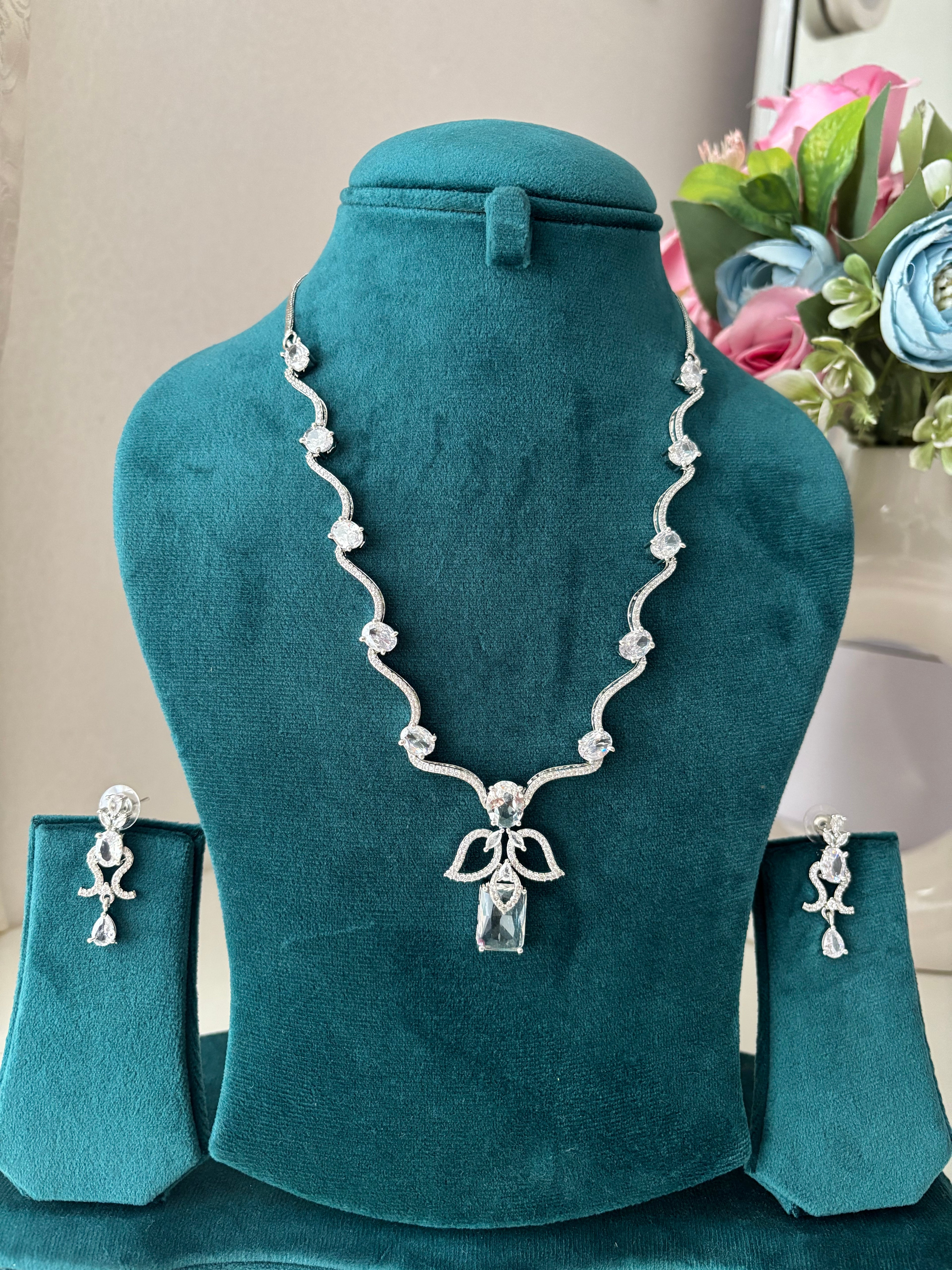 Angel American Diamond Sleek Necklace With Earrings
