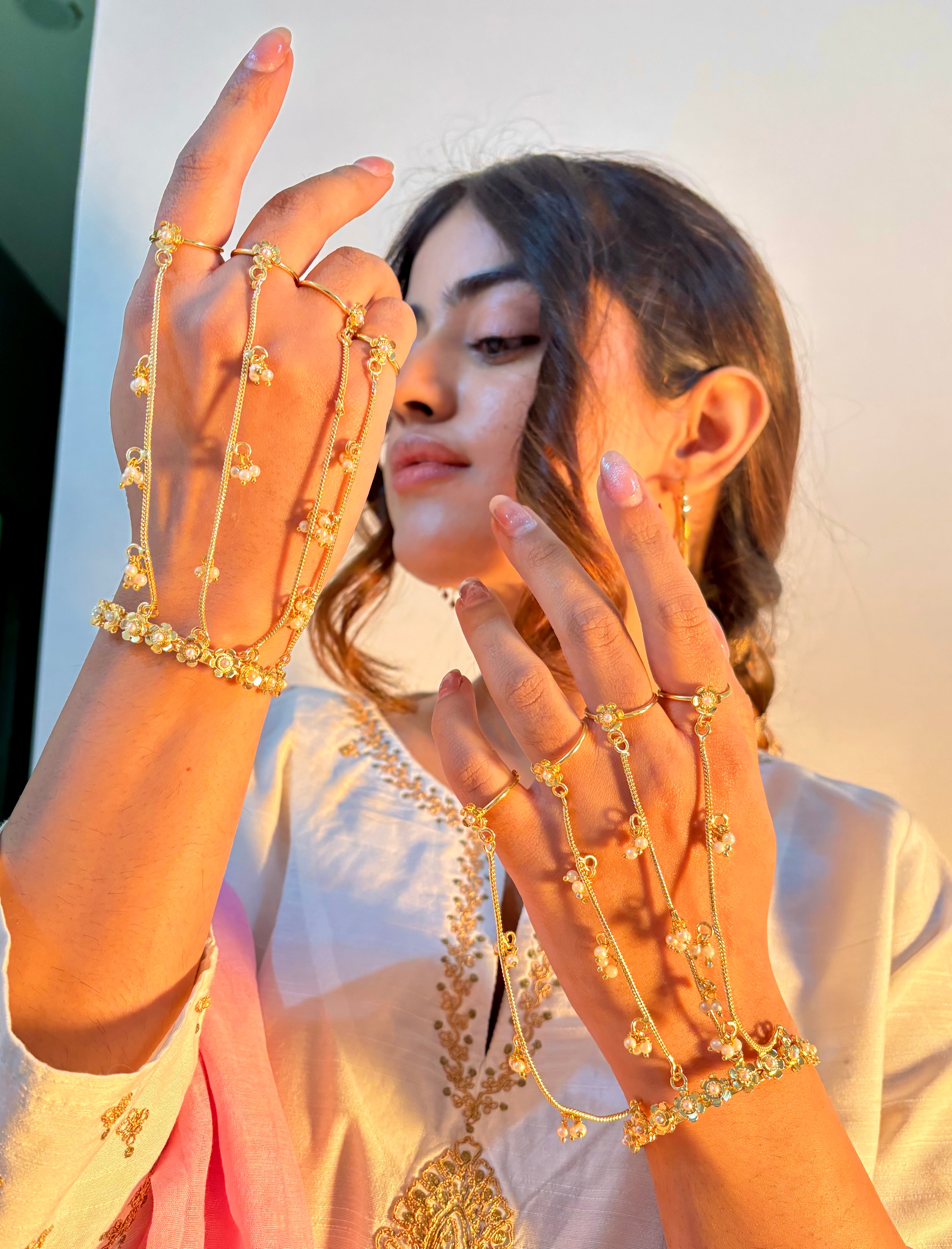 Pihu Flower Adjustable Hathphool Pair